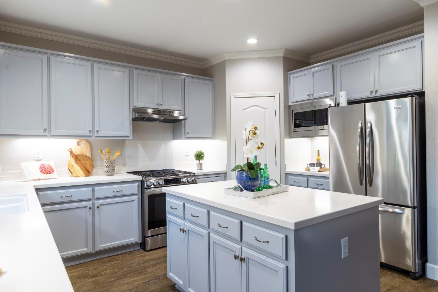Detail Gallery Image 14 of 45 For 400 Goodall Dr, Mountain House,  CA 95391 - 3 Beds | 2/1 Baths