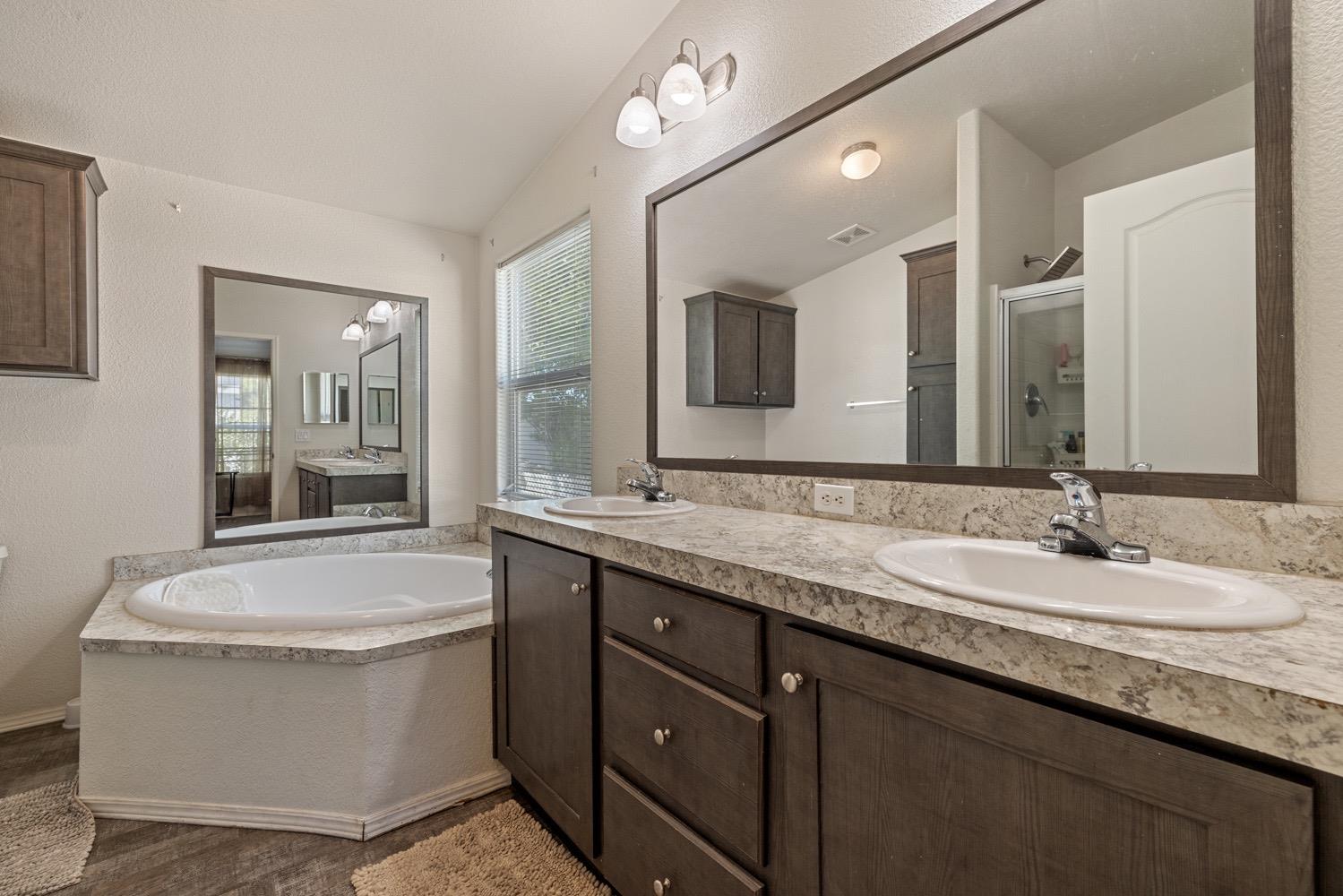 Detail Gallery Image 30 of 32 For 900 Old Stockton Rd 104, Oakdale,  CA 95361 - 3 Beds | 2 Baths