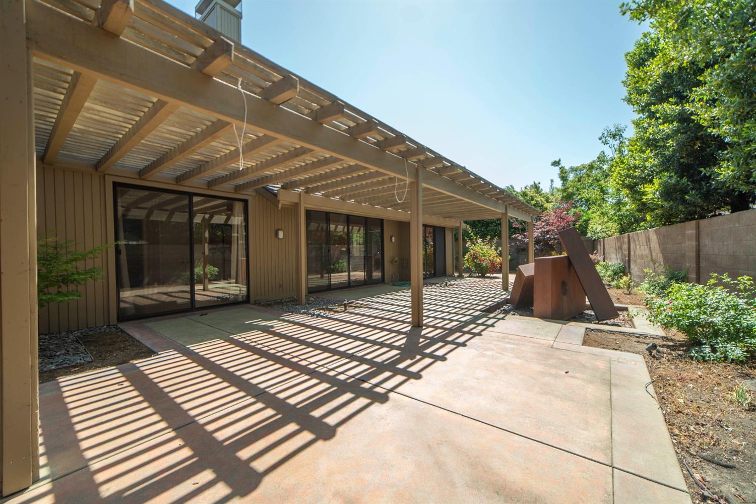 Detail Gallery Image 92 of 94 For 11457 Huntington Village Ln, Gold River,  CA 95670 - 4 Beds | 4/2 Baths