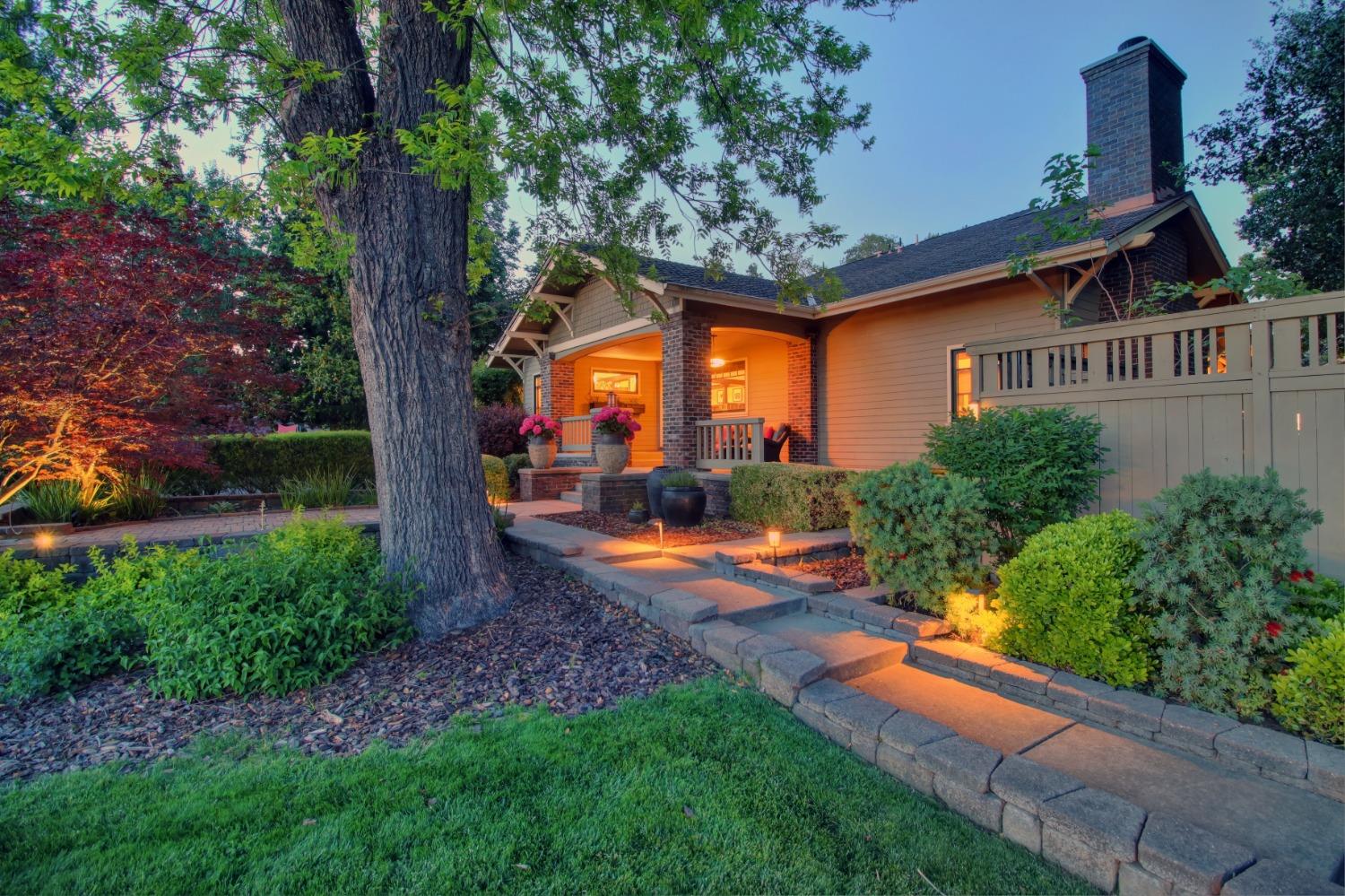 Detail Gallery Image 6 of 73 For 3232 Norris Ave, Sacramento,  CA 95821 - 4 Beds | 3 Baths