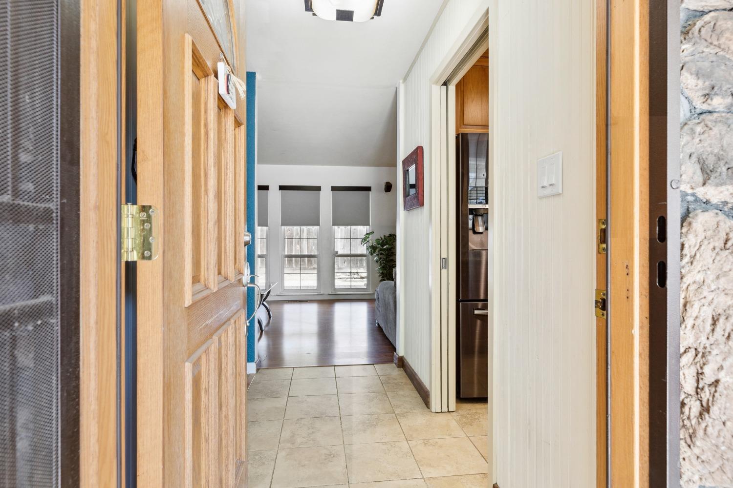 Detail Gallery Image 4 of 34 For 2621 Casita Dr, Modesto,  CA 95355 - 3 Beds | 2 Baths