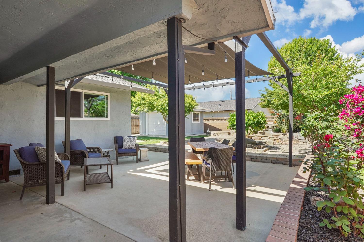 Detail Gallery Image 30 of 43 For 627 Tahoe Dr, Lodi,  CA 95242 - 3 Beds | 2 Baths