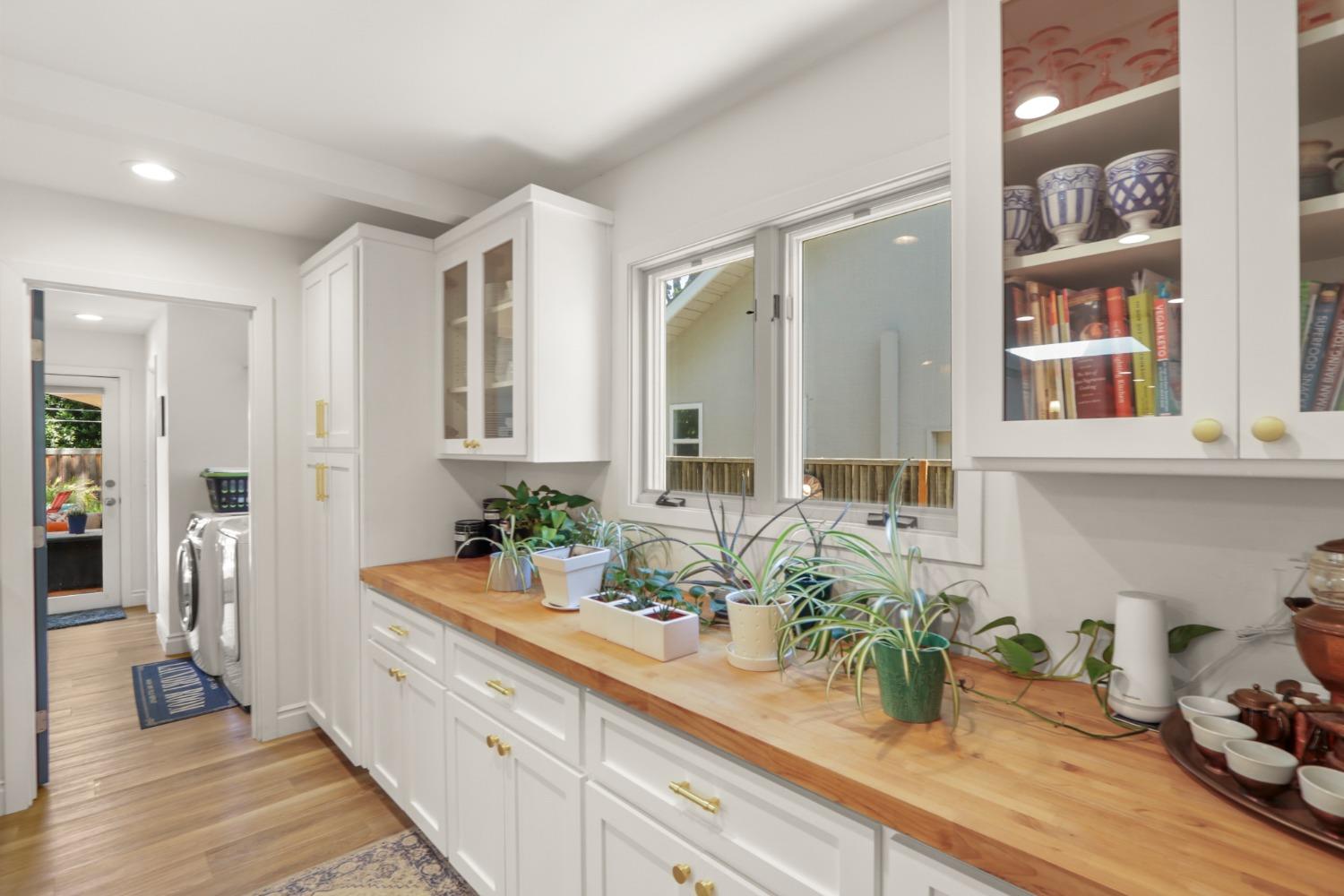 Detail Gallery Image 20 of 68 For 120 Clunie Dr, Sacramento,  CA 95864 - 4 Beds | 3/1 Baths