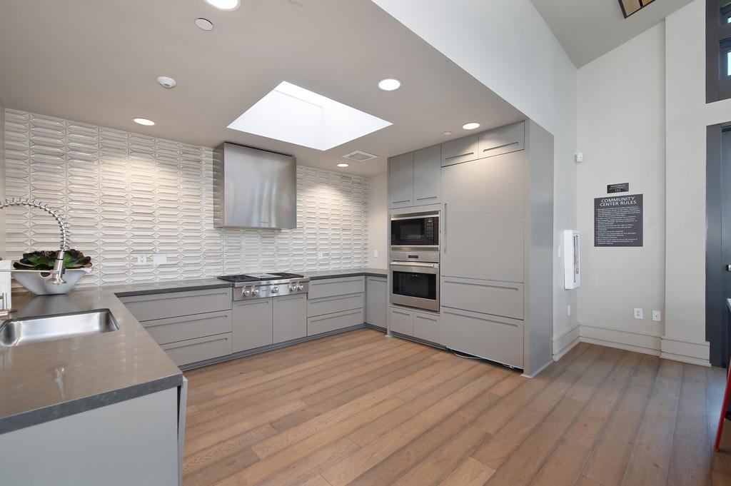Detail Gallery Image 61 of 89 For 142 Fonseca St, Sacramento,  CA 95816 - 3 Beds | 3/1 Baths