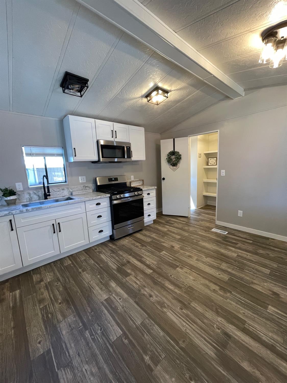 Detail Gallery Image 16 of 46 For 9419 Landrum St 8, Plymouth,  CA 95669 - 2 Beds | 2 Baths