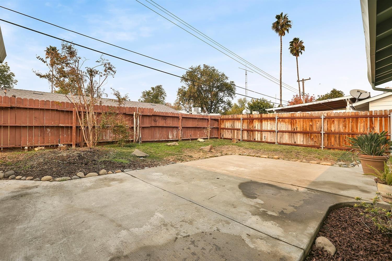 Detail Gallery Image 17 of 17 For 6916 Farmington Way, Sacramento,  CA 95828 - 3 Beds | 2 Baths