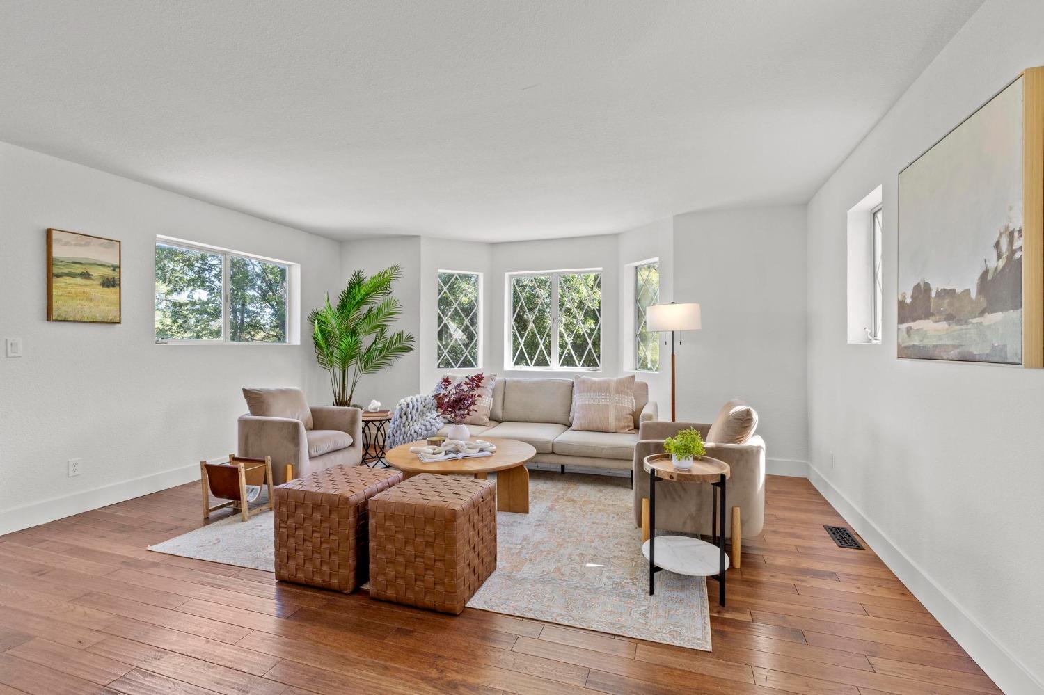 Detail Gallery Image 5 of 82 For 22160 Winchester Way, Colfax,  CA 95713 - 5 Beds | 3/2 Baths