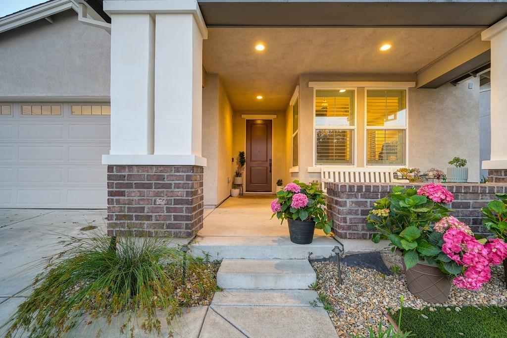 Detail Gallery Image 33 of 34 For 5033 Chico Dr, Roseville,  CA 95747 - 5 Beds | 4/1 Baths