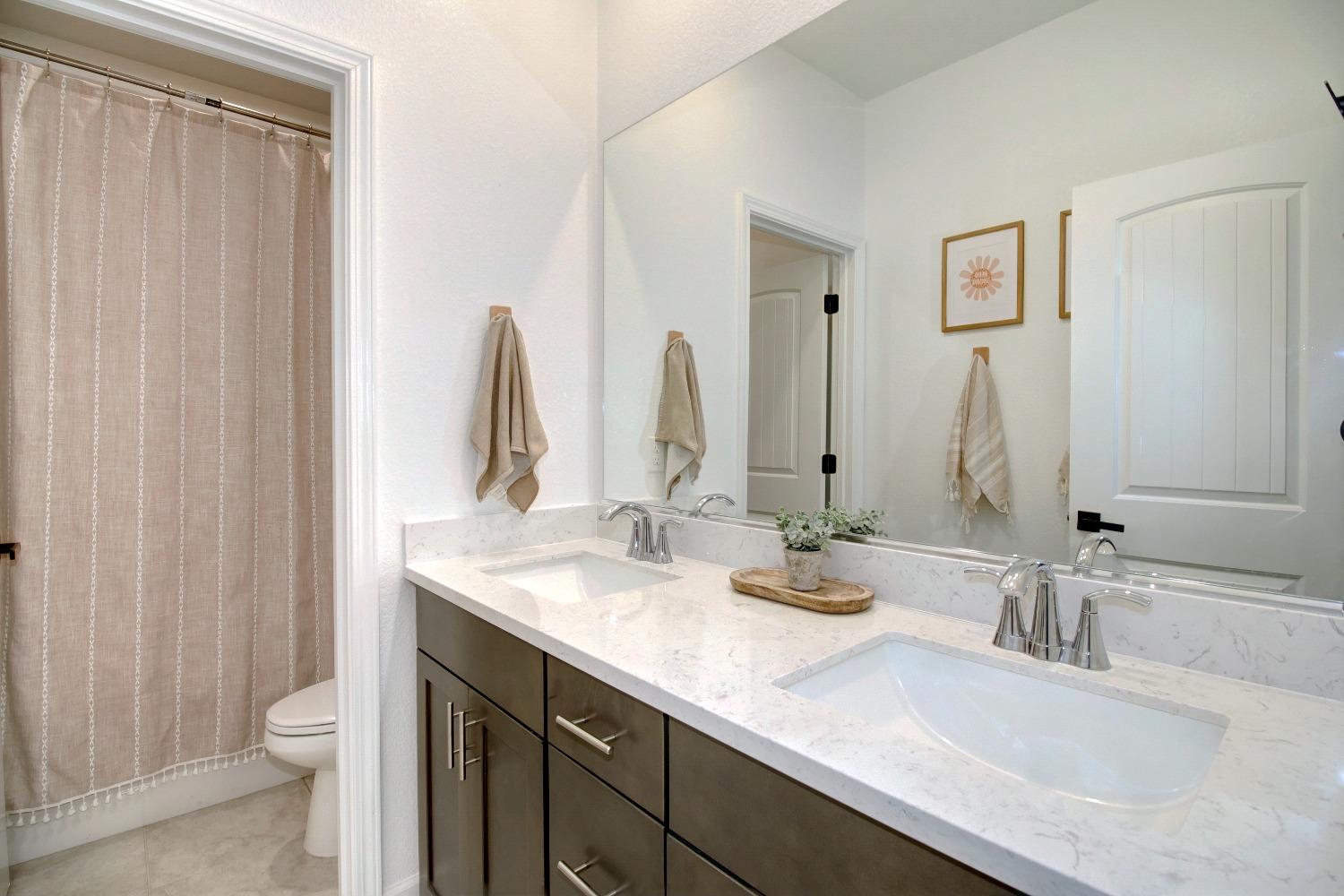 Detail Gallery Image 36 of 54 For 5480 Fandango Loop, Roseville,  CA 95747 - 4 Beds | 2/1 Baths