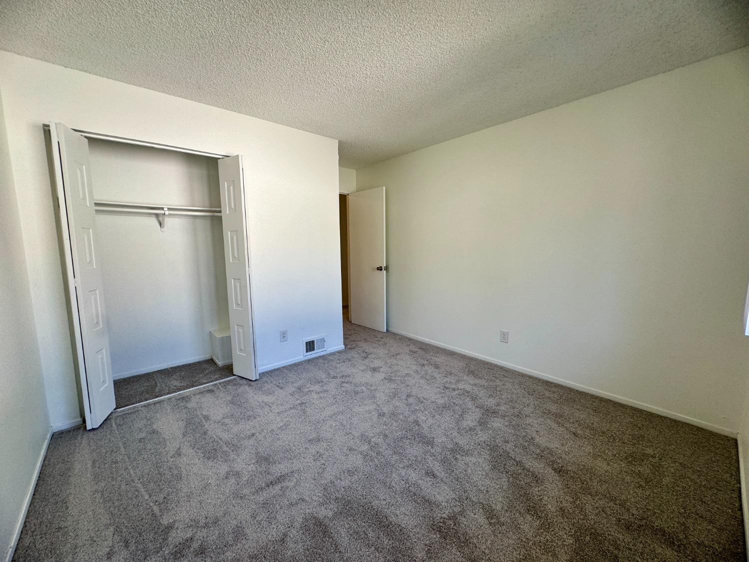 Detail Gallery Image 17 of 53 For 4742 Greenholme Dr #3,  Sacramento,  CA 95842 - 2 Beds | 1 Baths