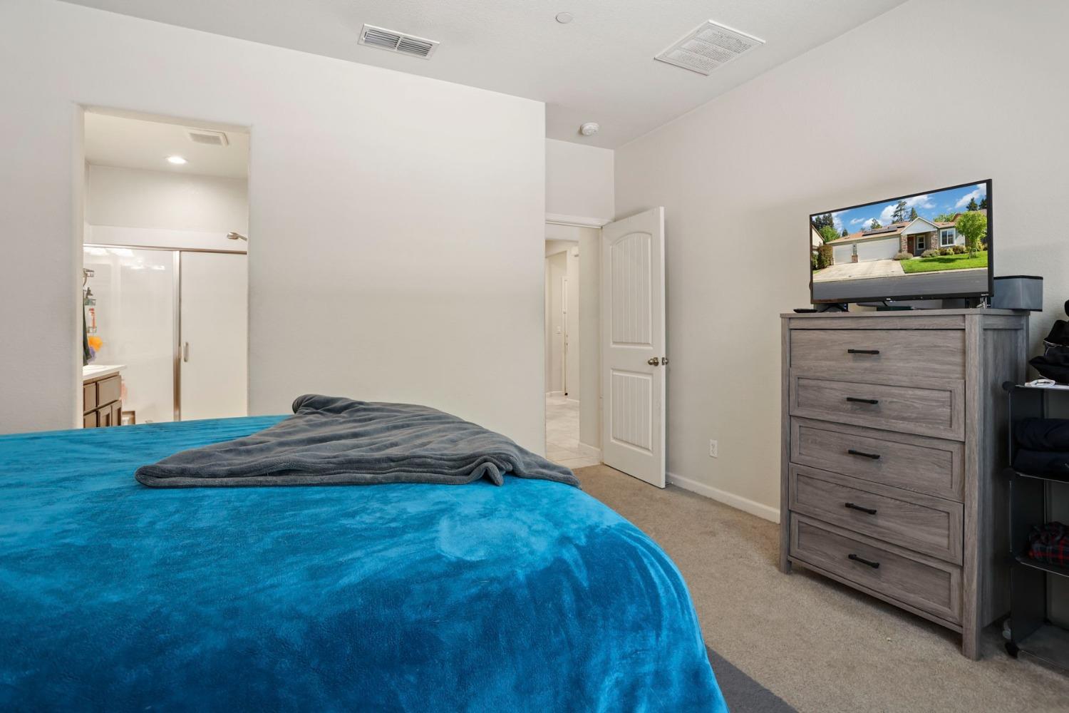 Detail Gallery Image 27 of 41 For 13311 Fountain Dr, Waterford,  CA 95386 - 3 Beds | 2 Baths