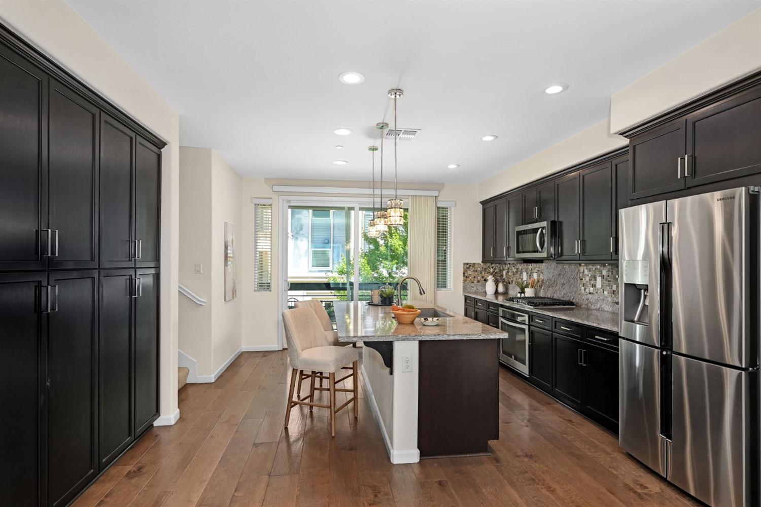 Detail Gallery Image 34 of 46 For 5516 El Dorado Ln, Dublin,  CA 94568 - 3 Beds | 4 Baths