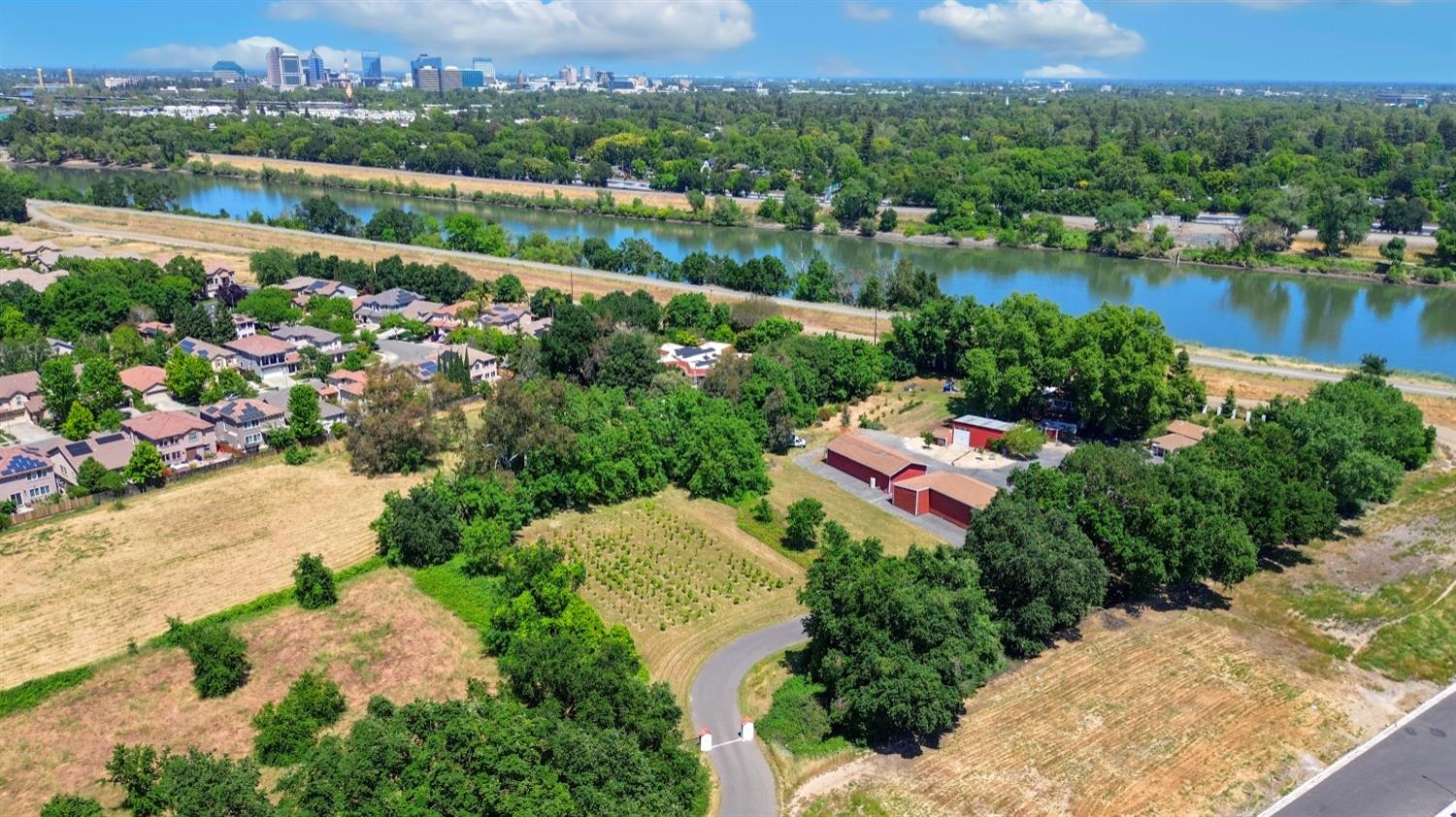 Detail Gallery Image 92 of 98 For 2590 S River Rd, West Sacramento,  CA 95691 - 3 Beds | 2/1 Baths