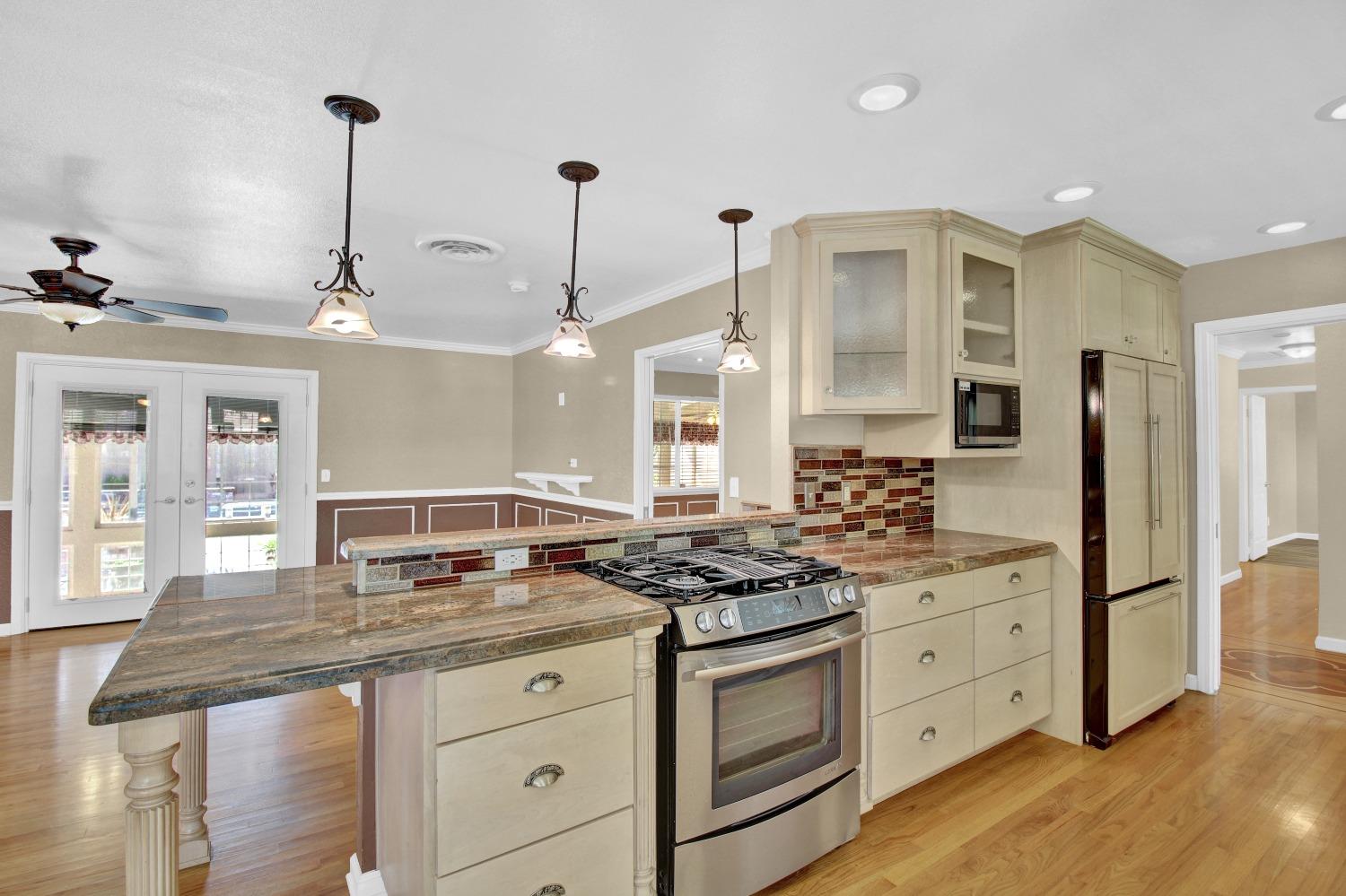 Detail Gallery Image 27 of 44 For 2805 Sheffield Ln, Modesto,  CA 95350 - 3 Beds | 2 Baths