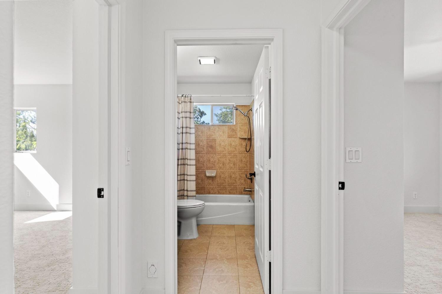 Detail Gallery Image 37 of 82 For 22160 Winchester Way, Colfax,  CA 95713 - 5 Beds | 3/2 Baths