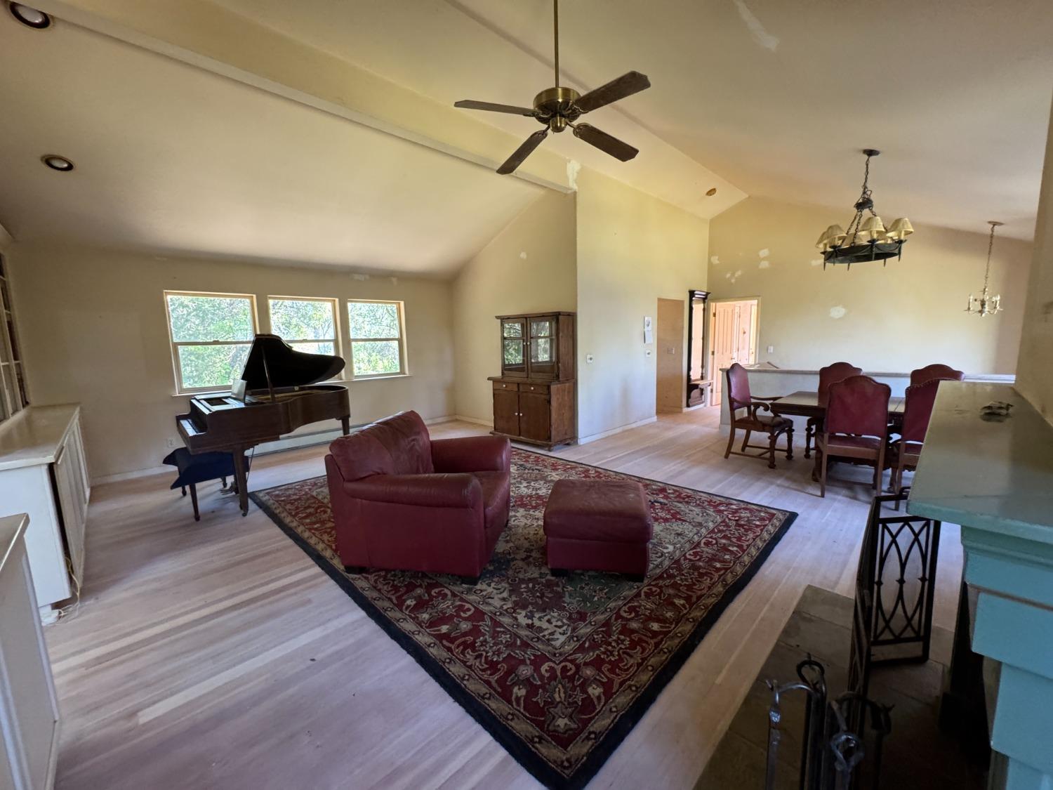 Detail Gallery Image 13 of 48 For 13375 Rue Montaigne, Oregon House,  CA 95962 - 3 Beds | 3 Baths