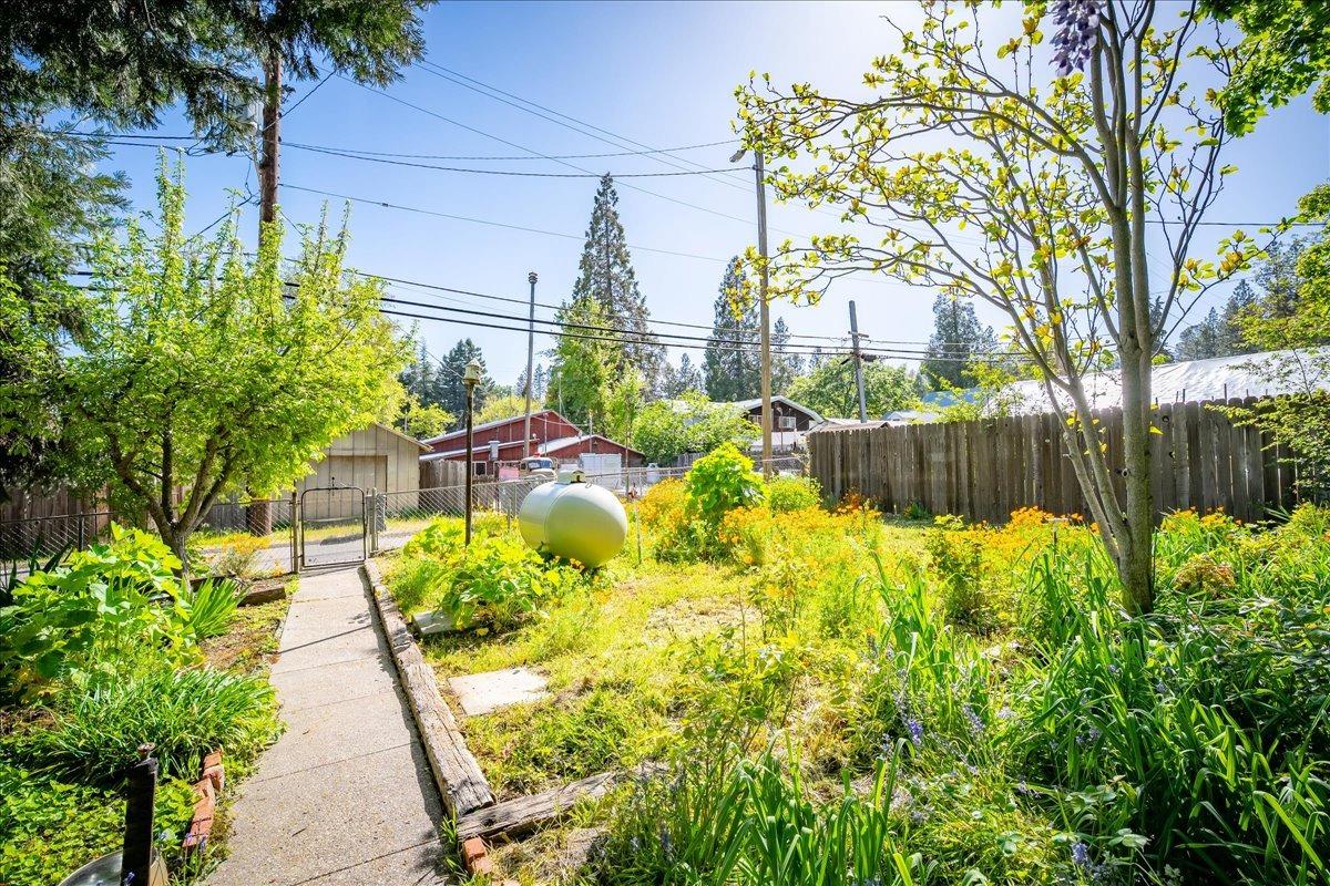 Detail Gallery Image 51 of 70 For 30 W Grass Valley St, Colfax,  CA 95713 - 4 Beds | 2 Baths