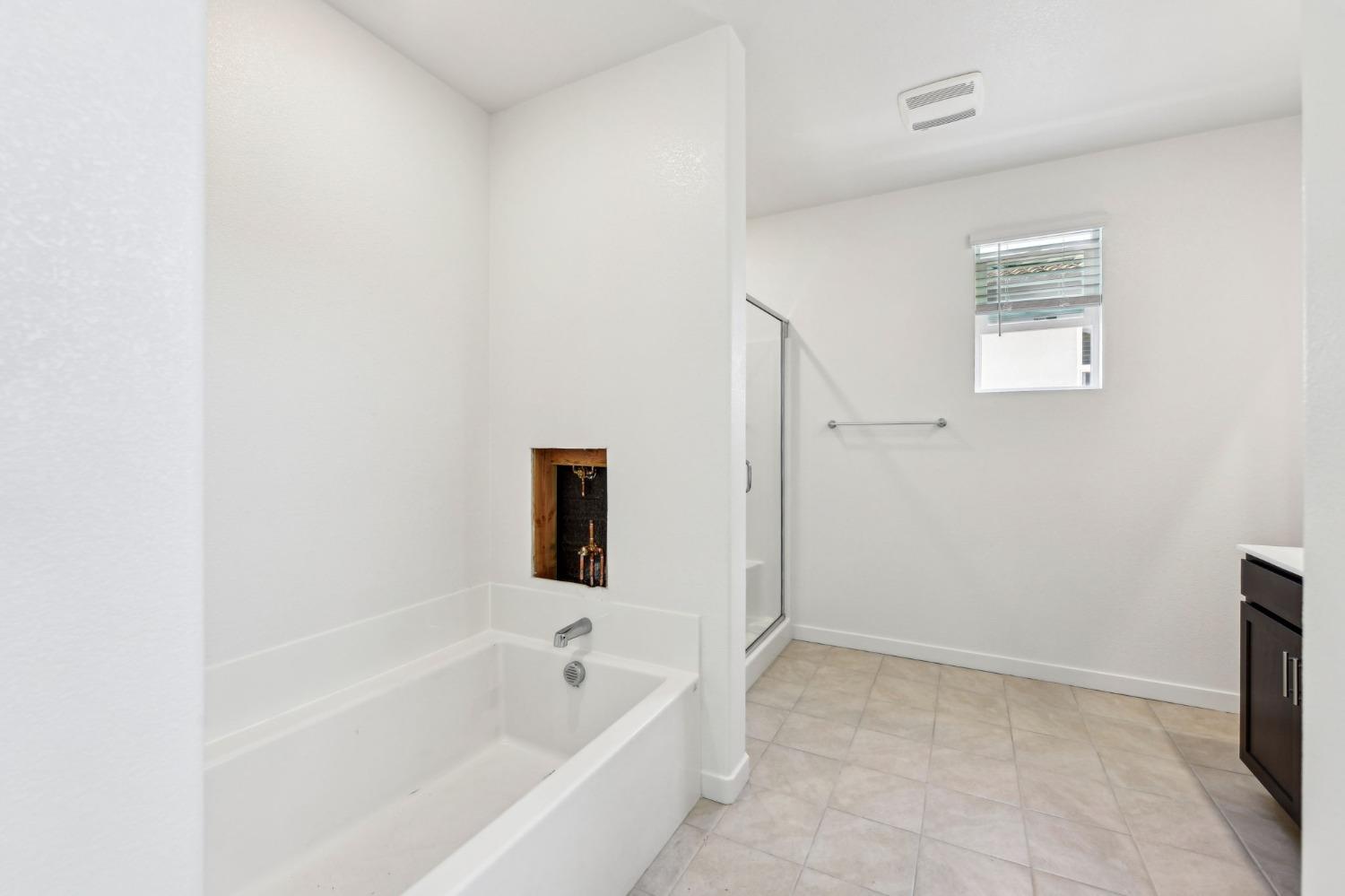 Detail Gallery Image 27 of 38 For 1280 Bastion Ave, Galt,  CA 95632 - 4 Beds | 3 Baths