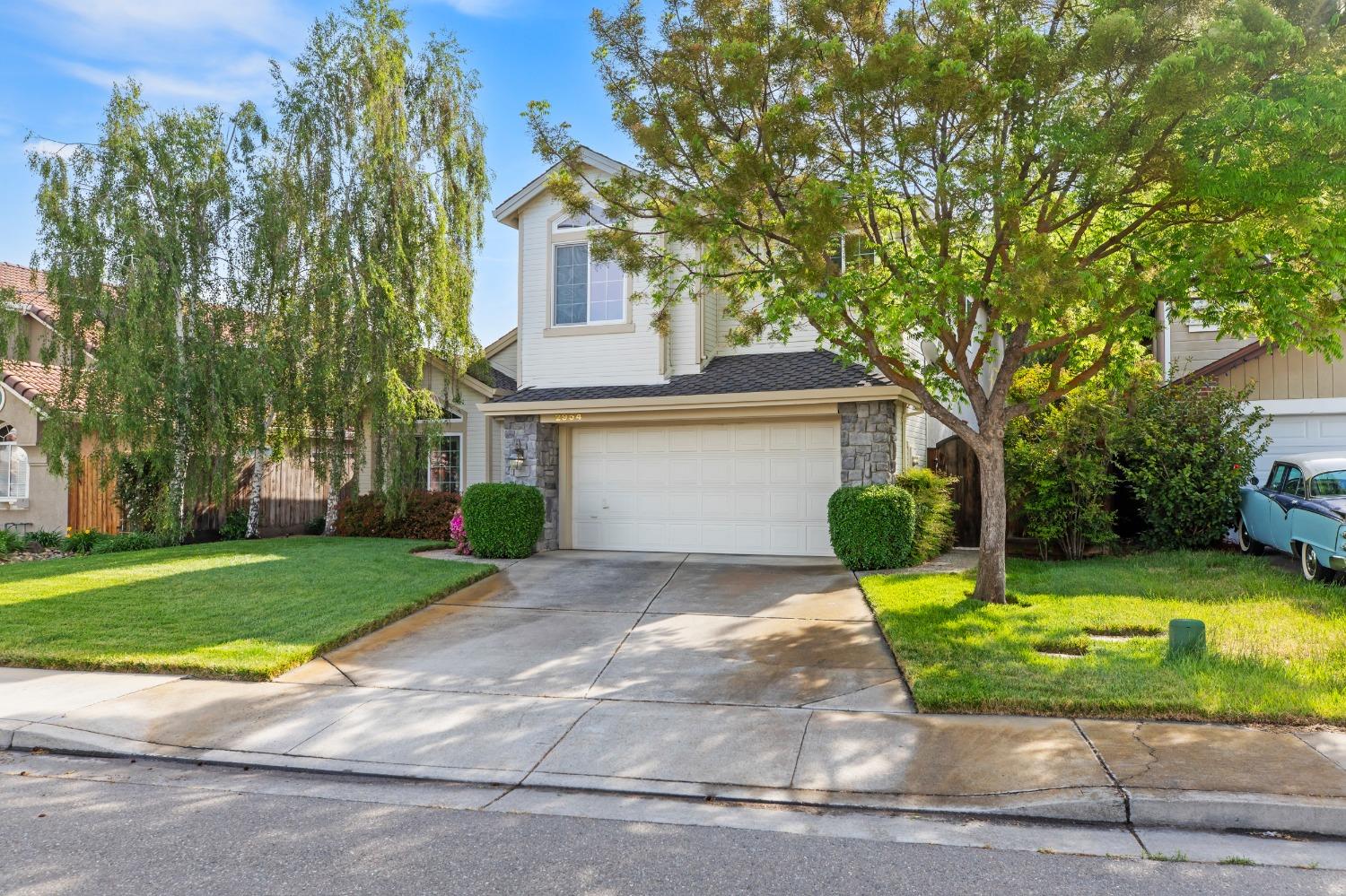 Detail Gallery Image 3 of 36 For 2954 Savanna Dr, Tracy,  CA 95377 - 3 Beds | 2/1 Baths