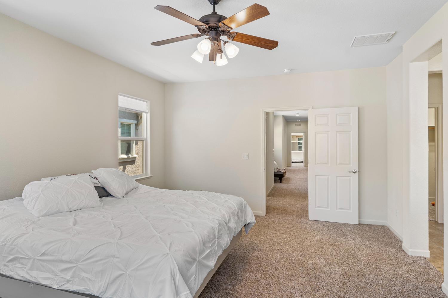 Detail Gallery Image 26 of 49 For 1869 Mammoth Way, Sacramento,  CA 95834 - 3 Beds | 3 Baths