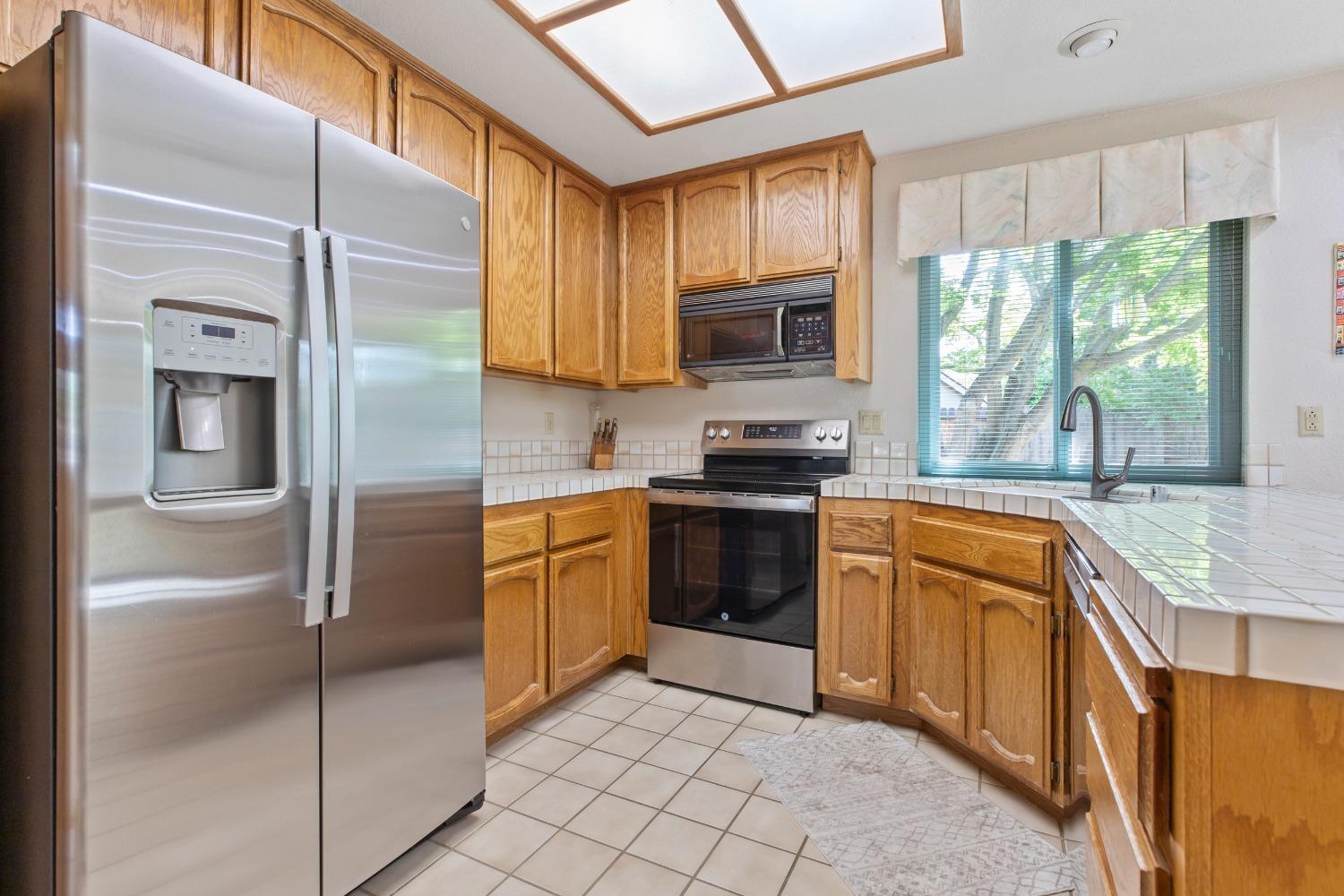 Detail Gallery Image 16 of 36 For 2954 Savanna Dr, Tracy,  CA 95377 - 3 Beds | 2/1 Baths