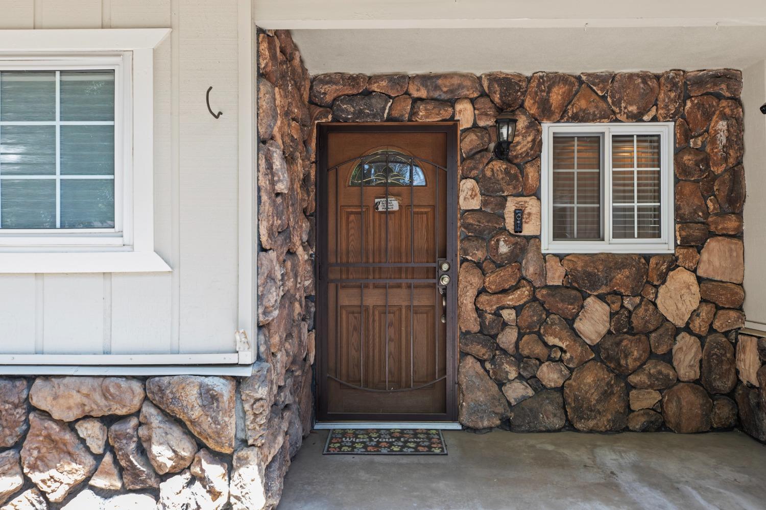 Detail Gallery Image 3 of 34 For 2621 Casita Dr, Modesto,  CA 95355 - 3 Beds | 2 Baths