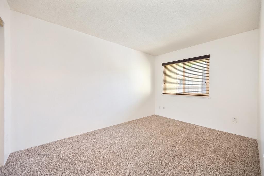 Detail Gallery Image 19 of 32 For 6018 via Casitas, Carmichael,  CA 95608 - 2 Beds | 1 Baths