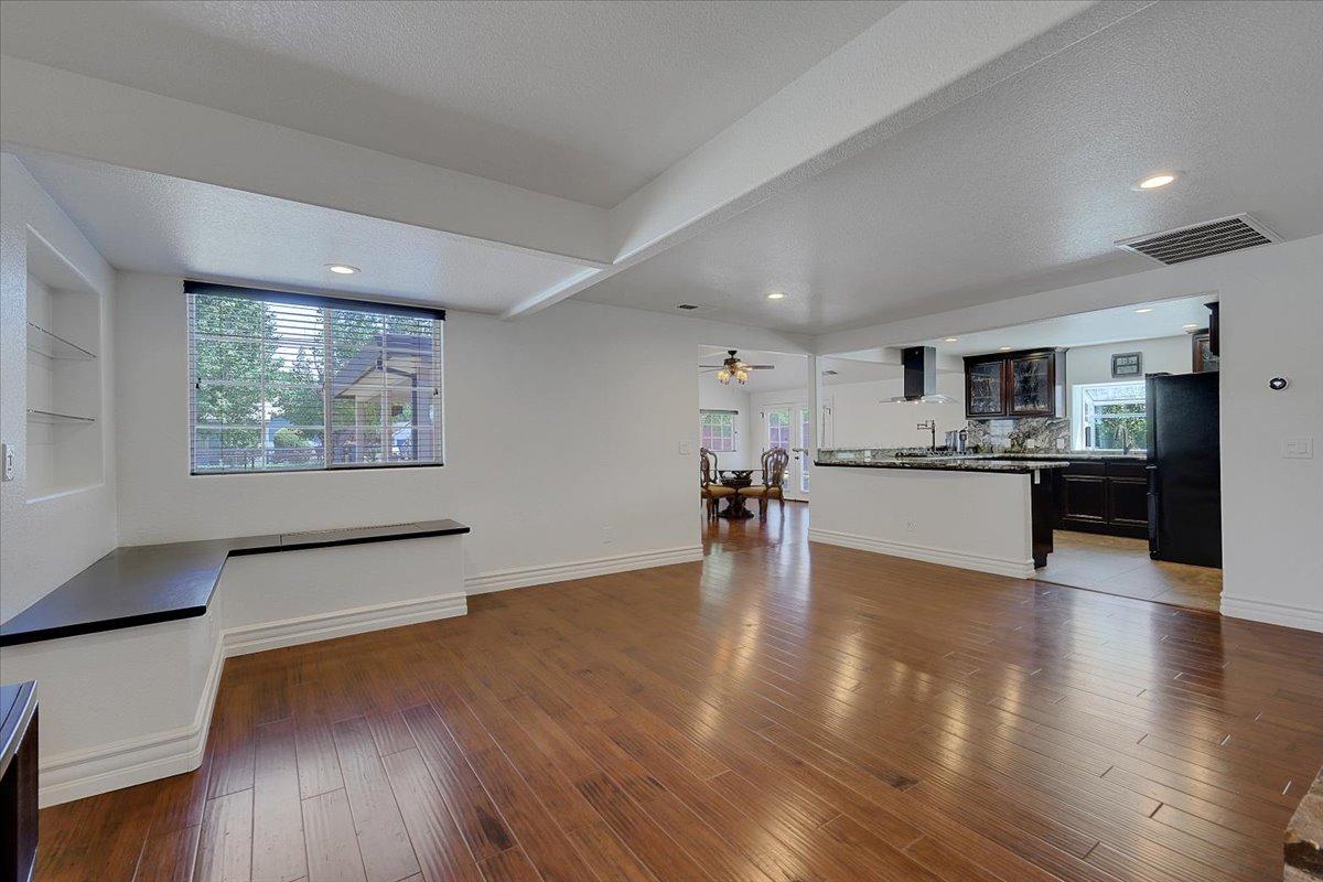 Detail Gallery Image 21 of 69 For 5078 Western Ave, Olivehurst,  CA 95961 - 3 Beds | 2 Baths