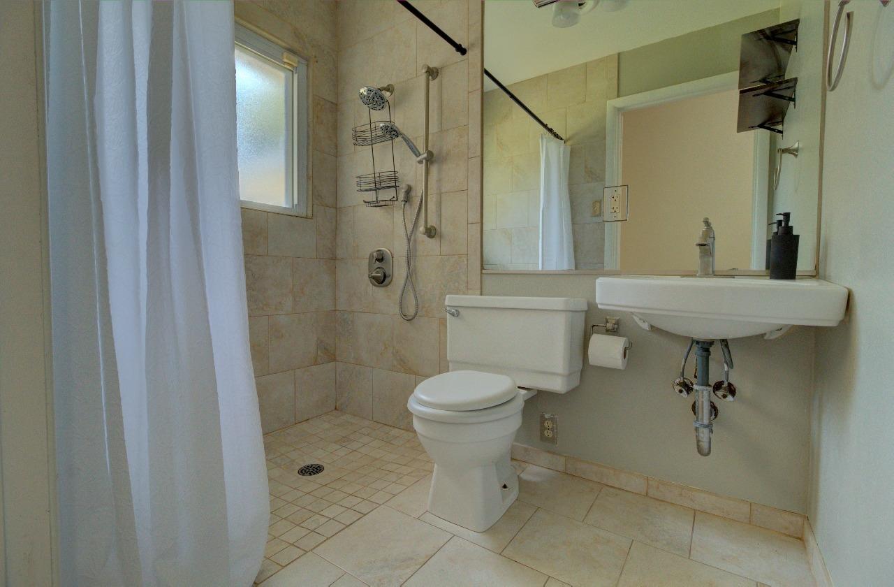Detail Gallery Image 25 of 40 For 2252 W Benjamin Holt Dr, Stockton,  CA 95207 - 3 Beds | 2 Baths