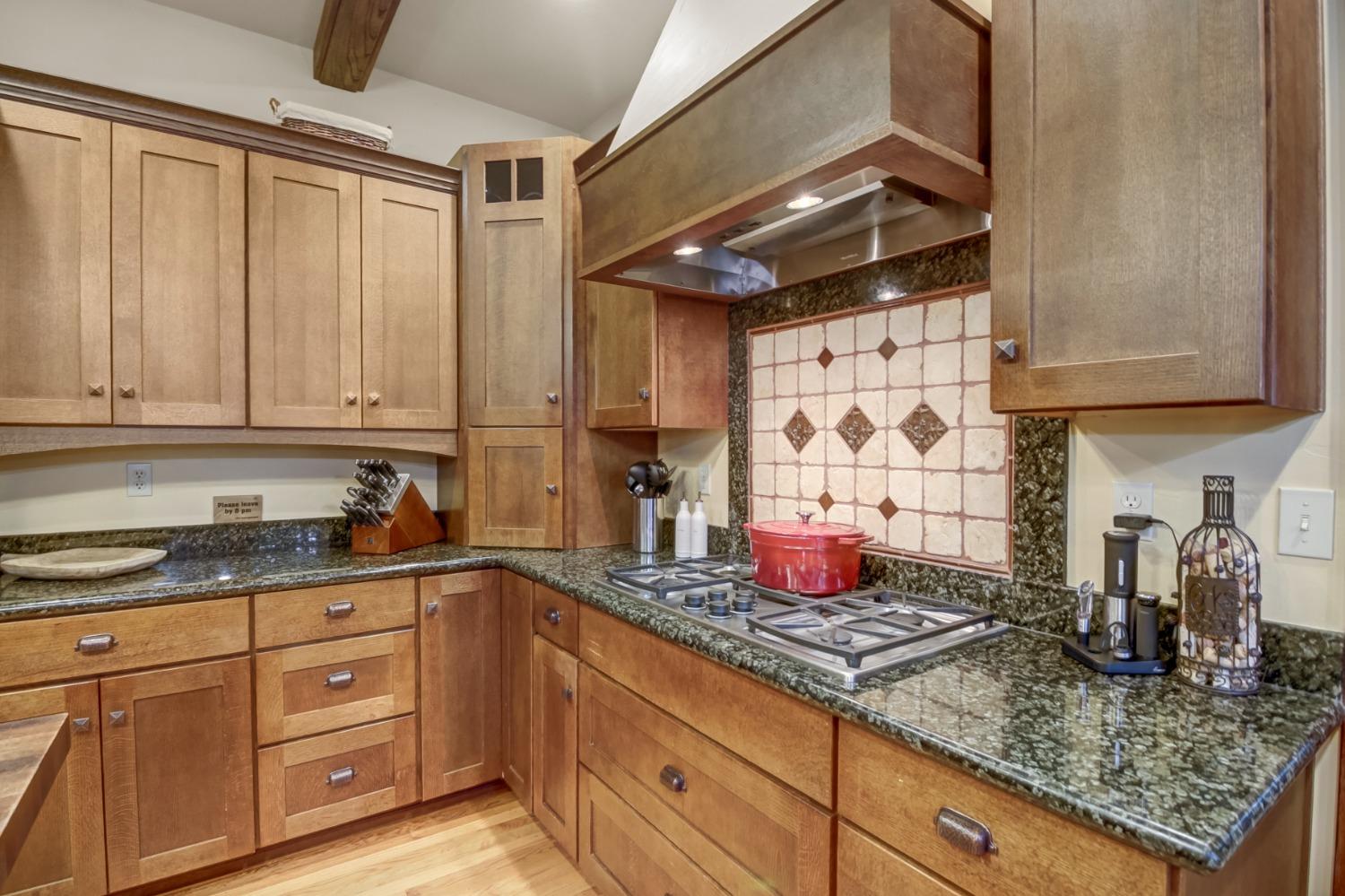 Detail Gallery Image 23 of 73 For 3232 Norris Ave, Sacramento,  CA 95821 - 4 Beds | 3 Baths