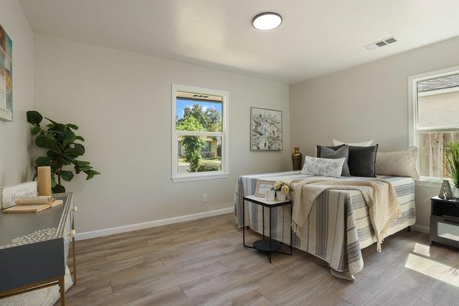 Detail Gallery Image 11 of 17 For 555 E Atlee St, Stockton,  CA 95204 - 2 Beds | 1 Baths