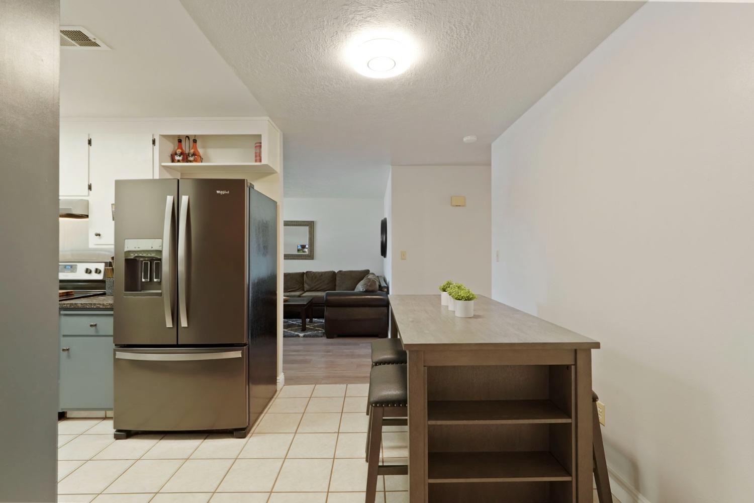 Detail Gallery Image 20 of 43 For 627 Tahoe Dr, Lodi,  CA 95242 - 3 Beds | 2 Baths