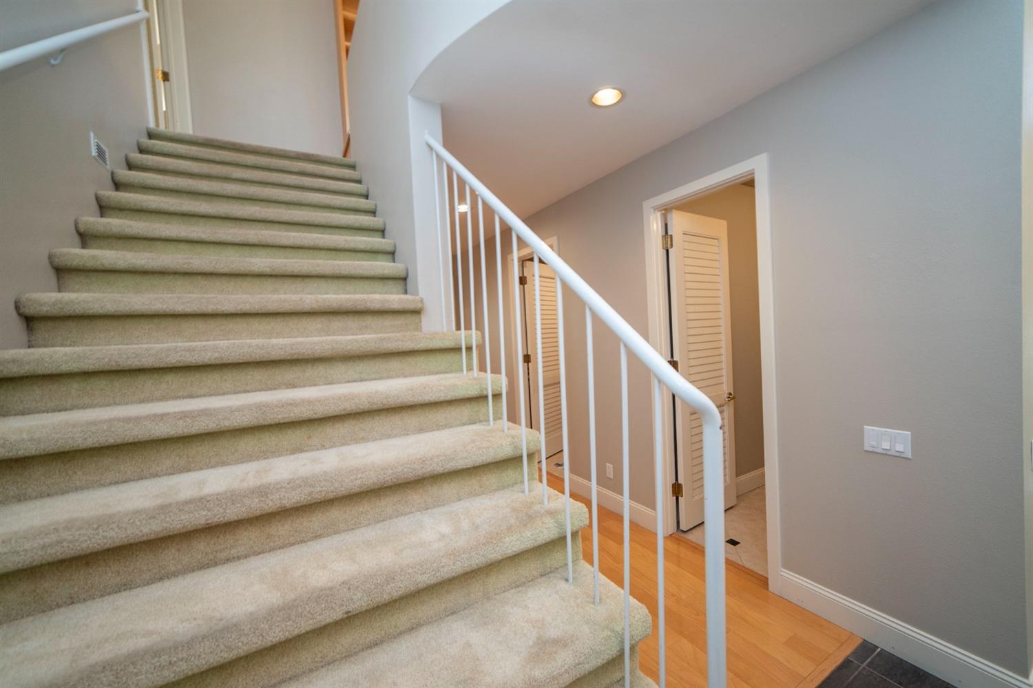 Detail Gallery Image 61 of 94 For 11457 Huntington Village Ln, Gold River,  CA 95670 - 4 Beds | 4/2 Baths