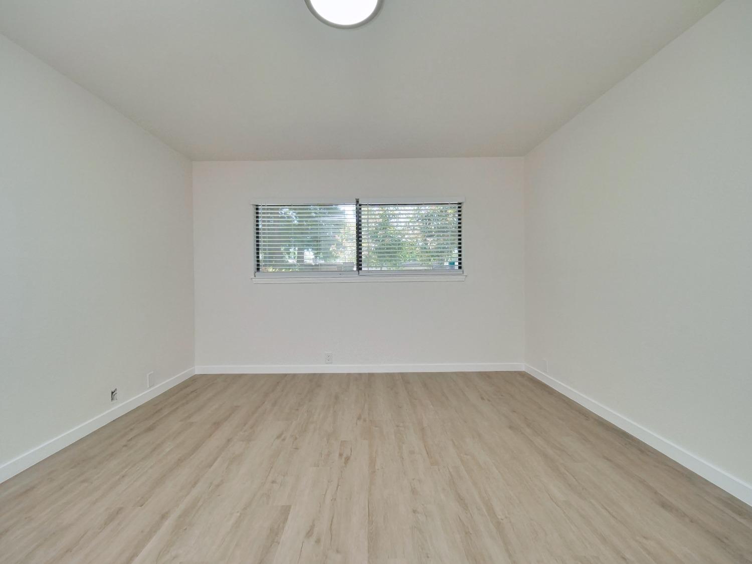Detail Gallery Image 40 of 52 For 14 Blue Heron Ct, Sacramento,  CA 95833 - 2 Beds | 2 Baths