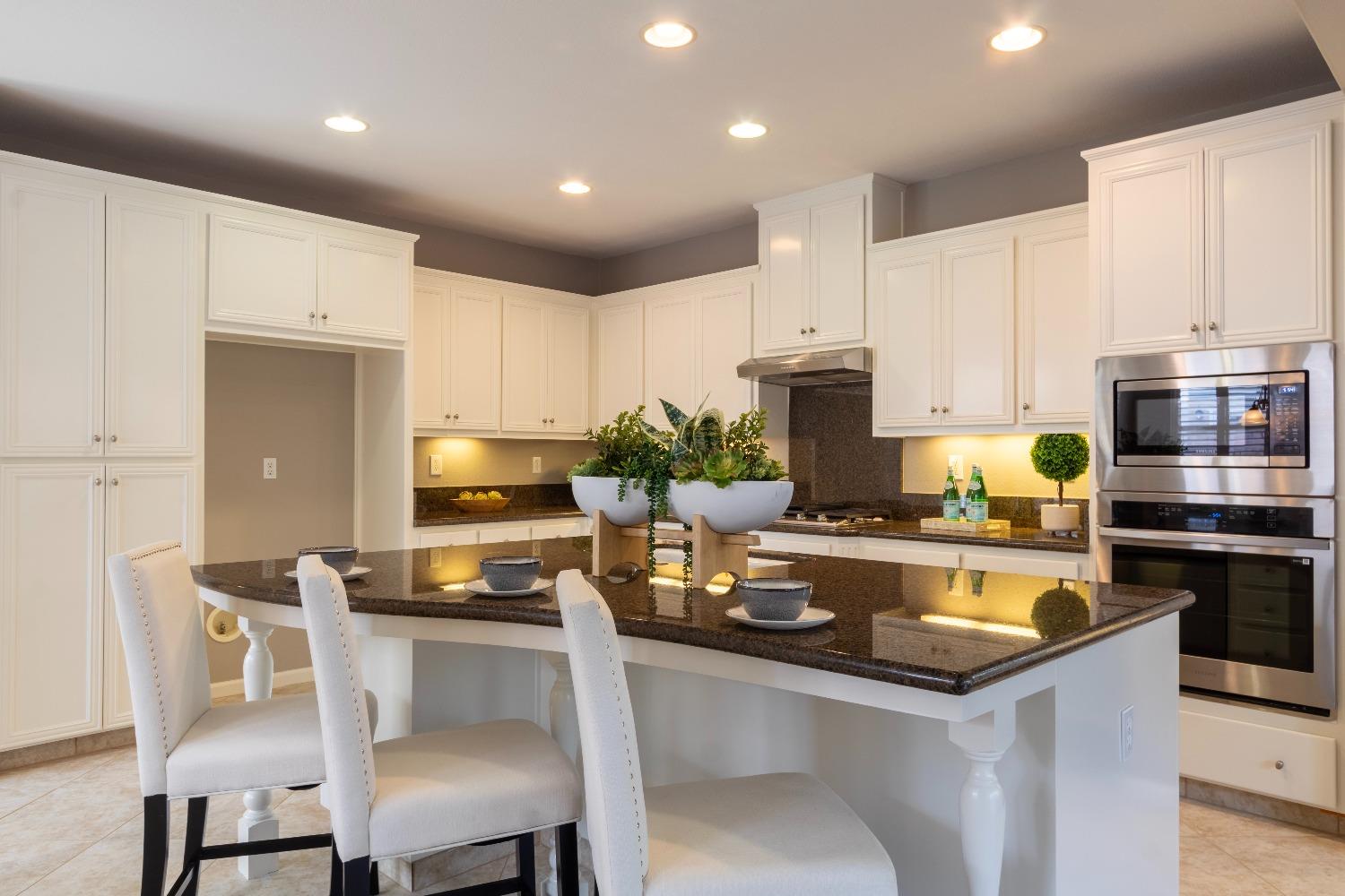 Detail Gallery Image 22 of 86 For 306 W Conejo Ave, Mountain House,  CA 95391 - 5 Beds | 4 Baths