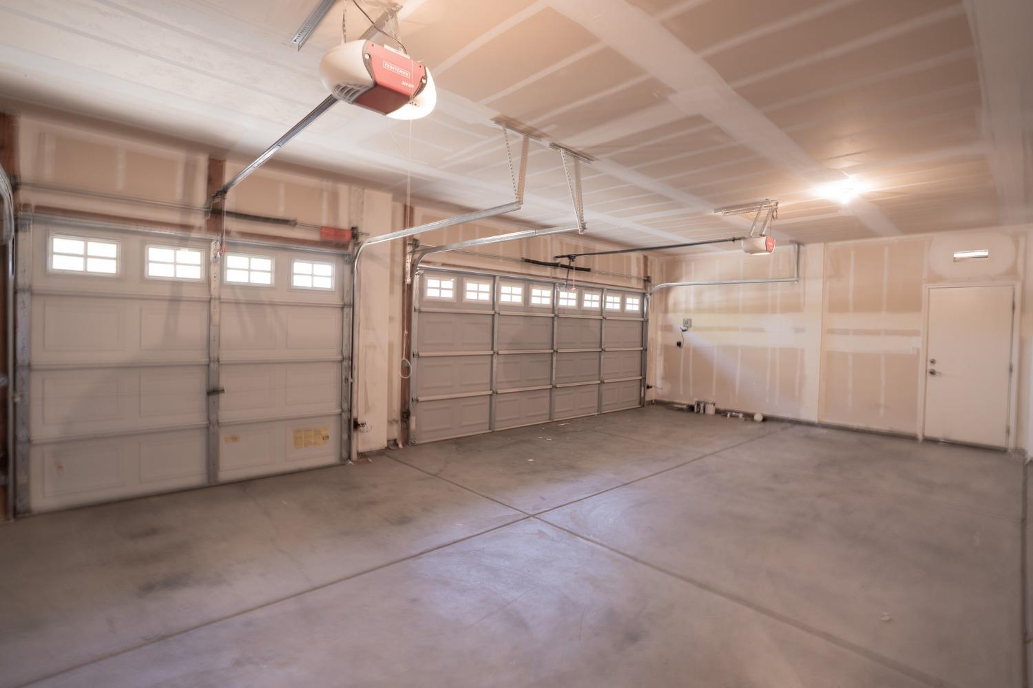 Detail Gallery Image 70 of 77 For 2080 Maximillian Ct, Los Banos,  CA 93635 - 4 Beds | 2/1 Baths