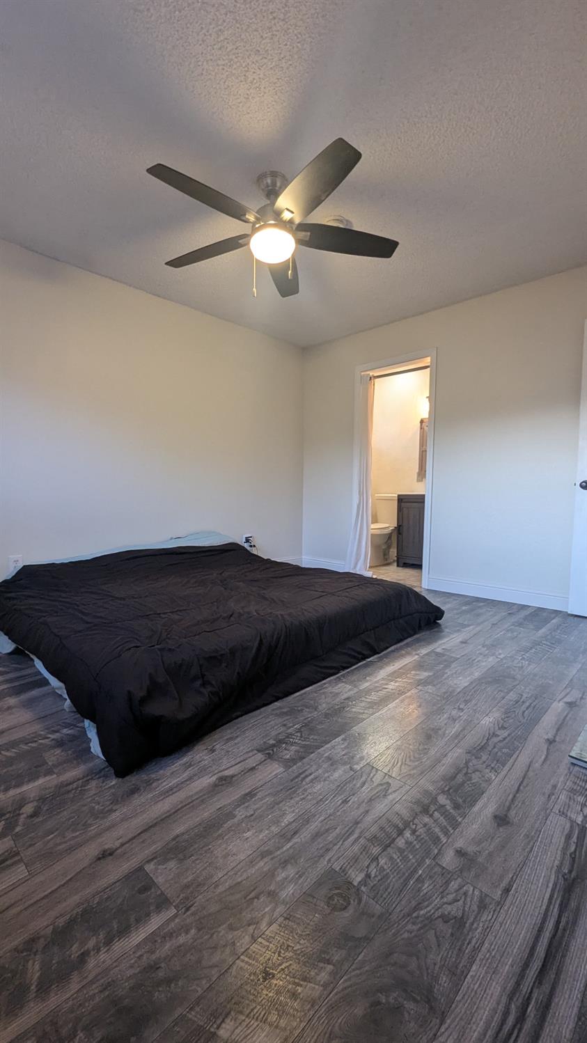Detail Gallery Image 11 of 30 For 5530 Forestwood Dr, Sacramento,  CA 95842 - 3 Beds | 2 Baths