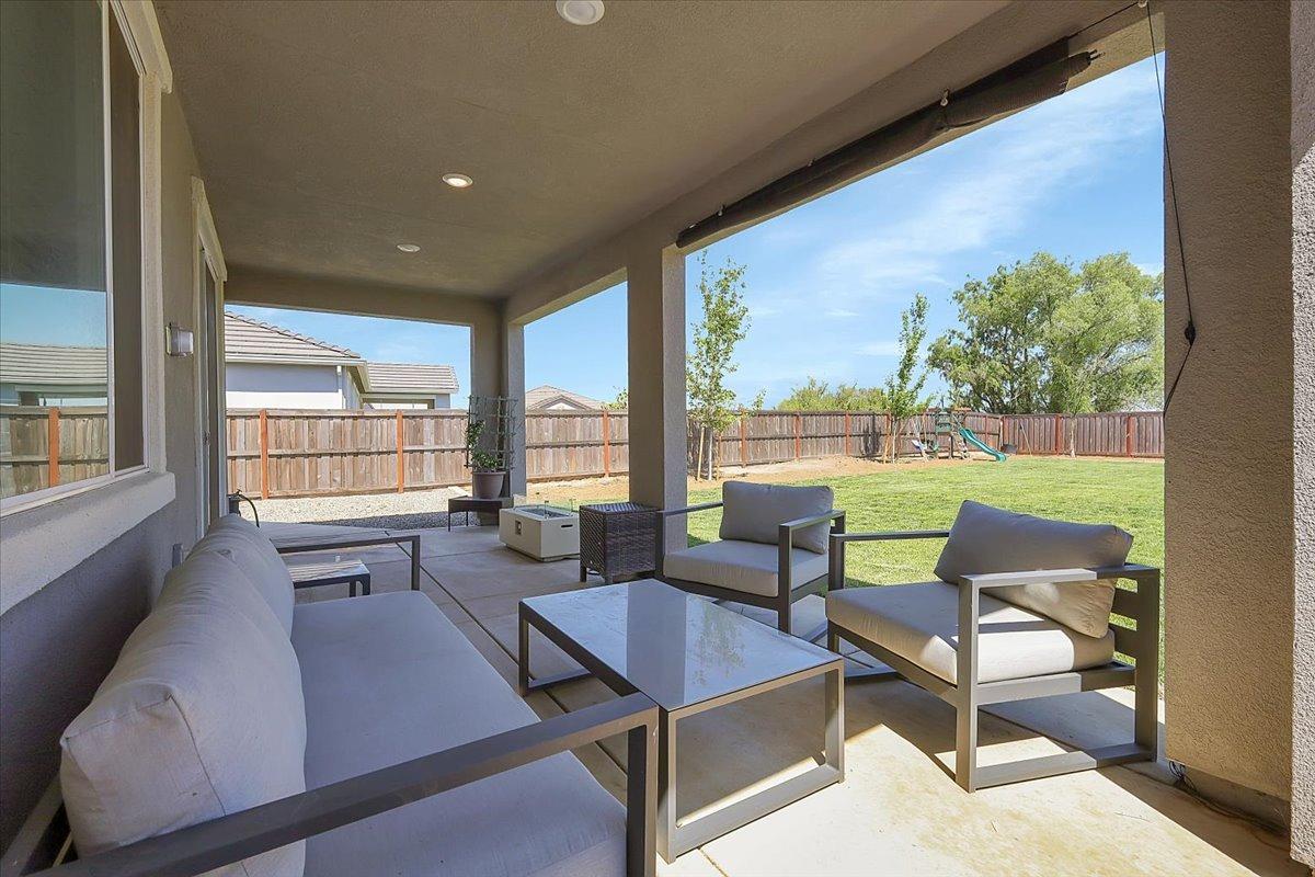 Detail Gallery Image 60 of 63 For 1465 Minories Dr, Plumas Lake,  CA 95961 - 3 Beds | 2 Baths