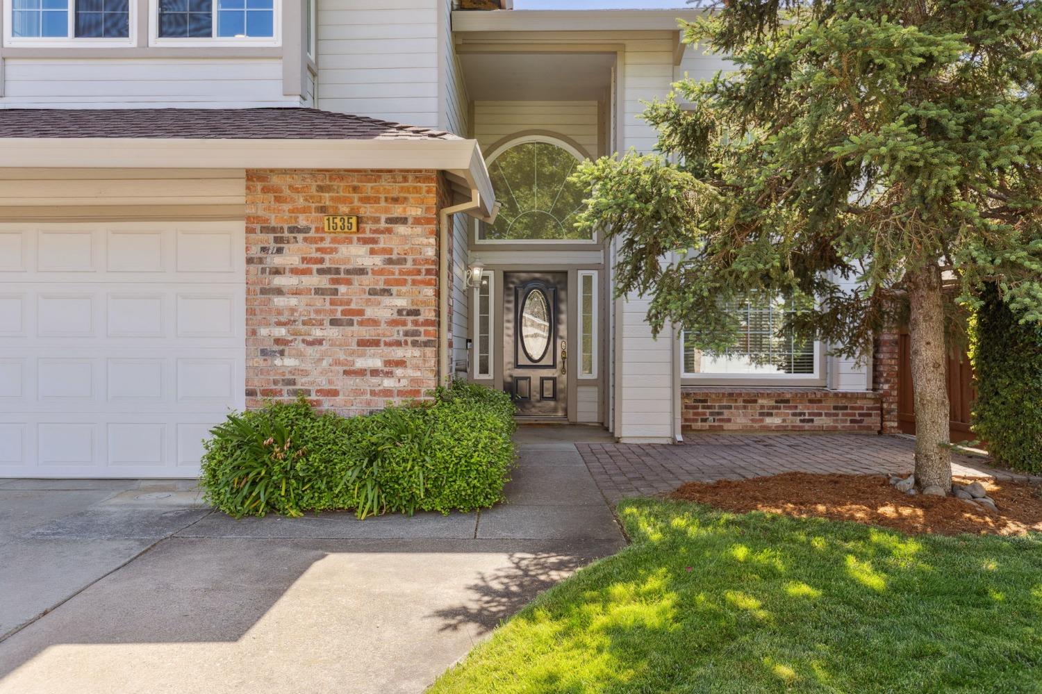 Detail Gallery Image 37 of 40 For 1535 E Colonial Pkwy #E,  Roseville,  CA 95661 - 4 Beds | 2/1 Baths