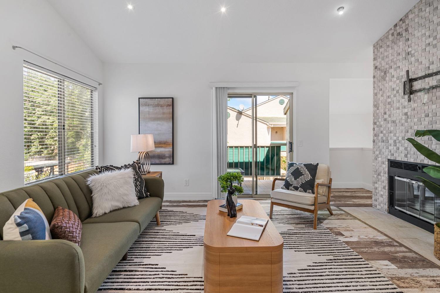 Detail Gallery Image 10 of 28 For 999 Porter Ave #12,  Stockton,  CA 95207 - 2 Beds | 1 Baths