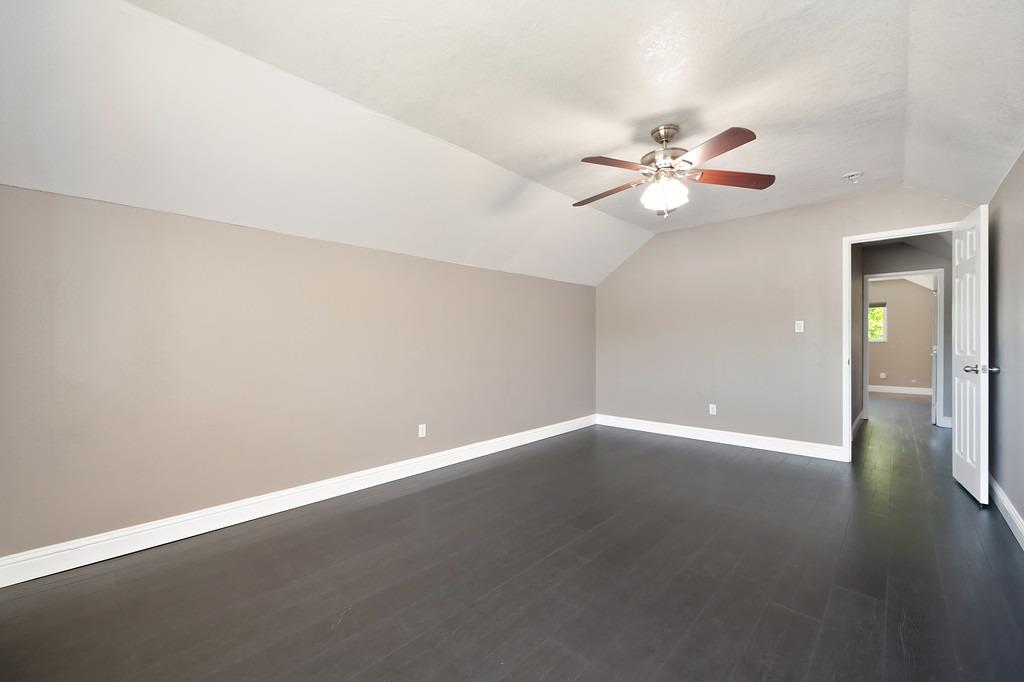 Detail Gallery Image 19 of 30 For 5801 Pecan Ave, Orangevale,  CA 95662 - 4 Beds | 2/1 Baths