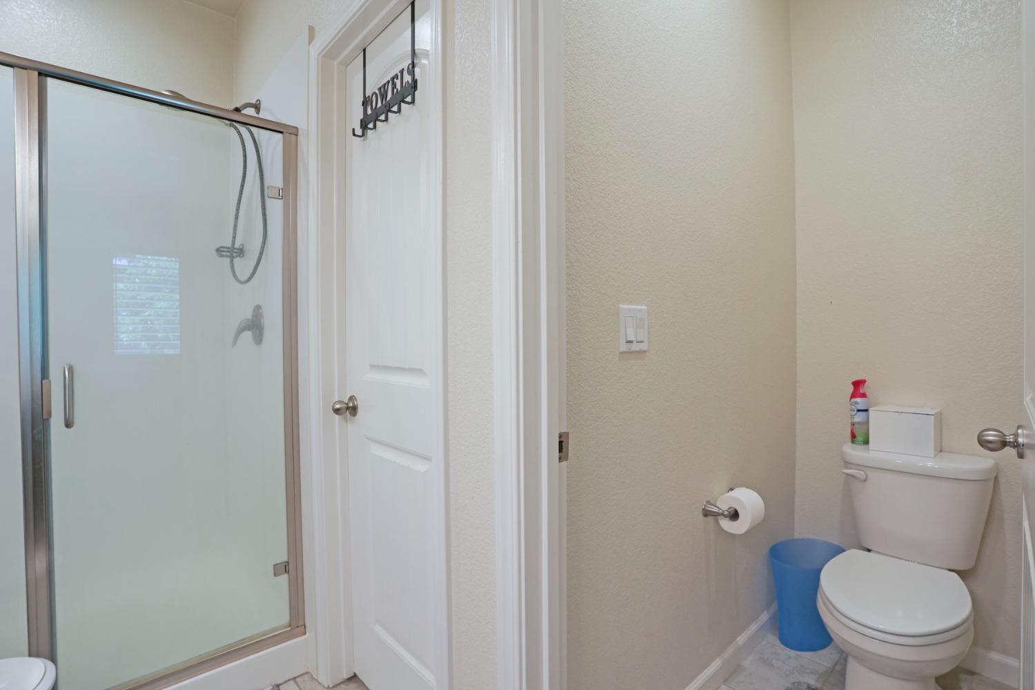 Detail Gallery Image 29 of 41 For 13311 Fountain Dr, Waterford,  CA 95386 - 3 Beds | 2 Baths