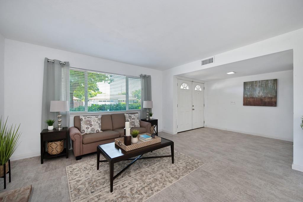 Detail Gallery Image 9 of 50 For 5700 Walerga Rd, Sacramento,  CA 95842 - 4 Beds | 2/1 Baths