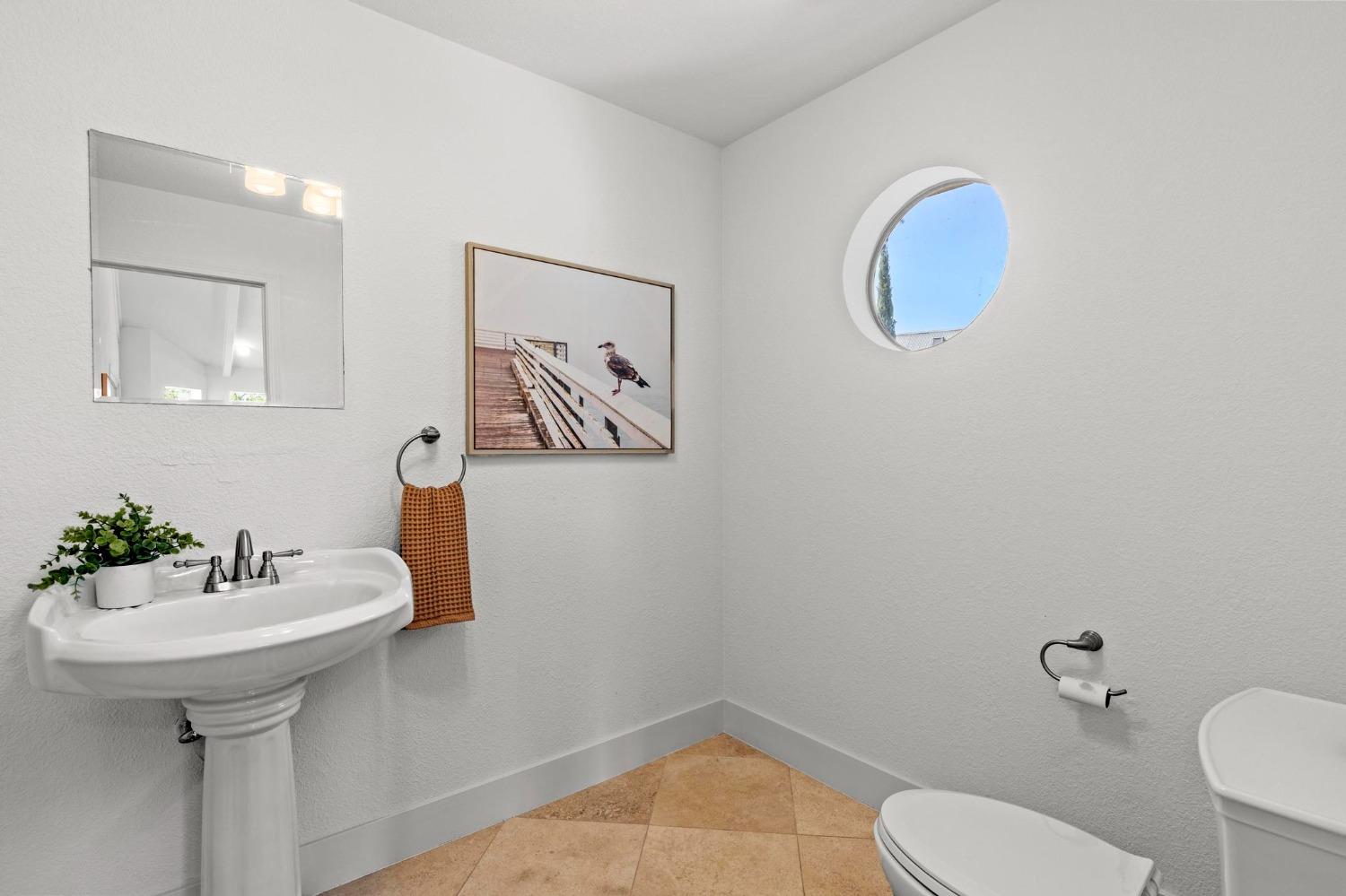 Detail Gallery Image 24 of 82 For 22160 Winchester Way, Colfax,  CA 95713 - 5 Beds | 3/2 Baths