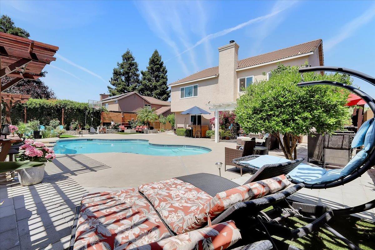 Detail Gallery Image 70 of 93 For 516 Radisson Dr, Yuba City,  CA 95991 - 5 Beds | 3 Baths