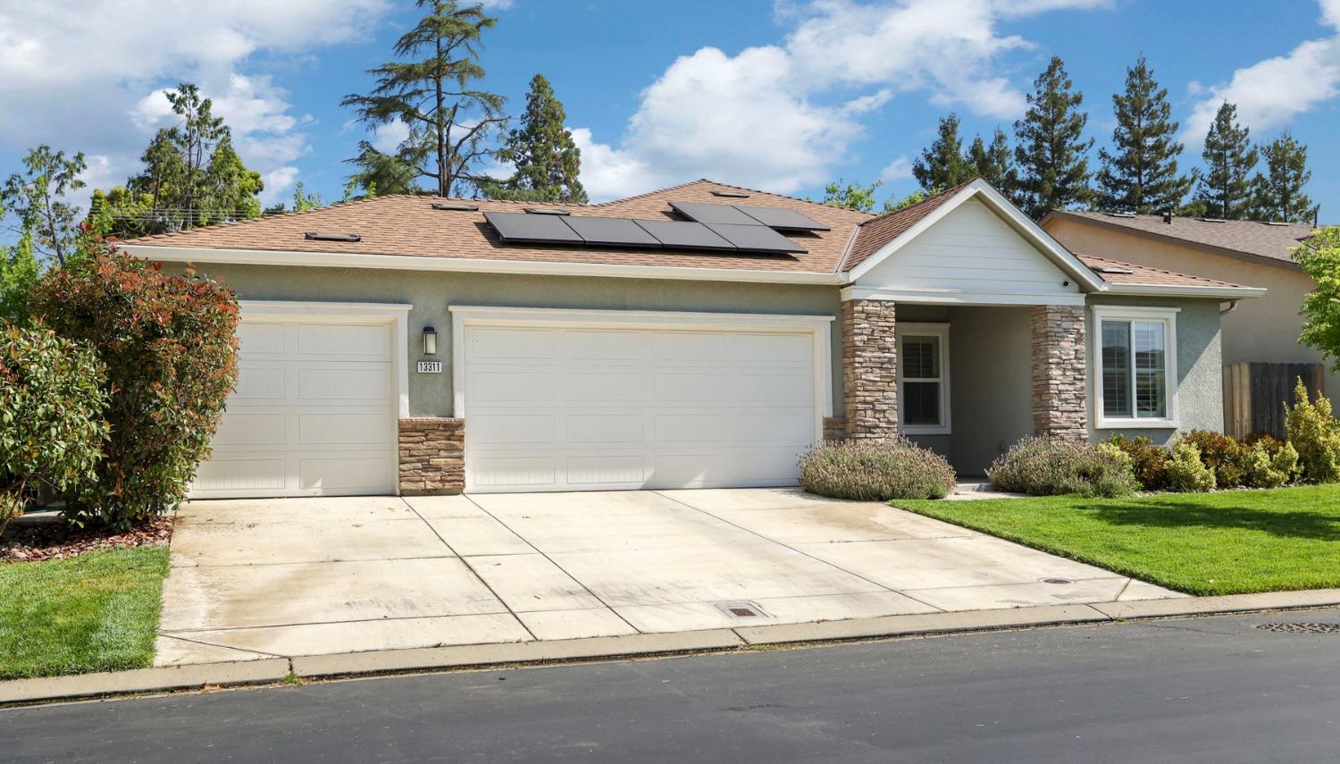 Detail Gallery Image 6 of 41 For 13311 Fountain Dr, Waterford,  CA 95386 - 3 Beds | 2 Baths