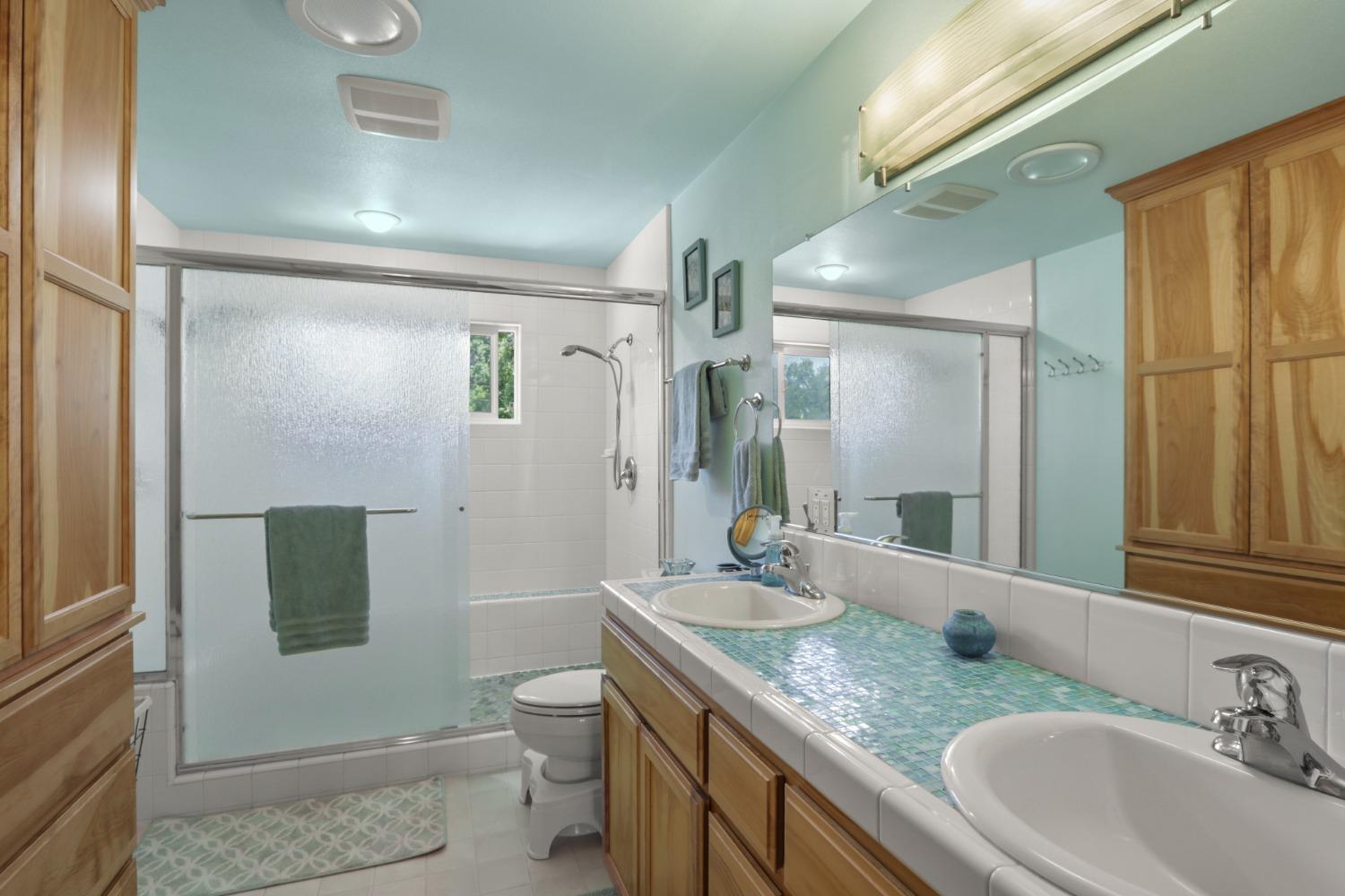 Detail Gallery Image 35 of 68 For 120 Clunie Dr, Sacramento,  CA 95864 - 4 Beds | 3/1 Baths