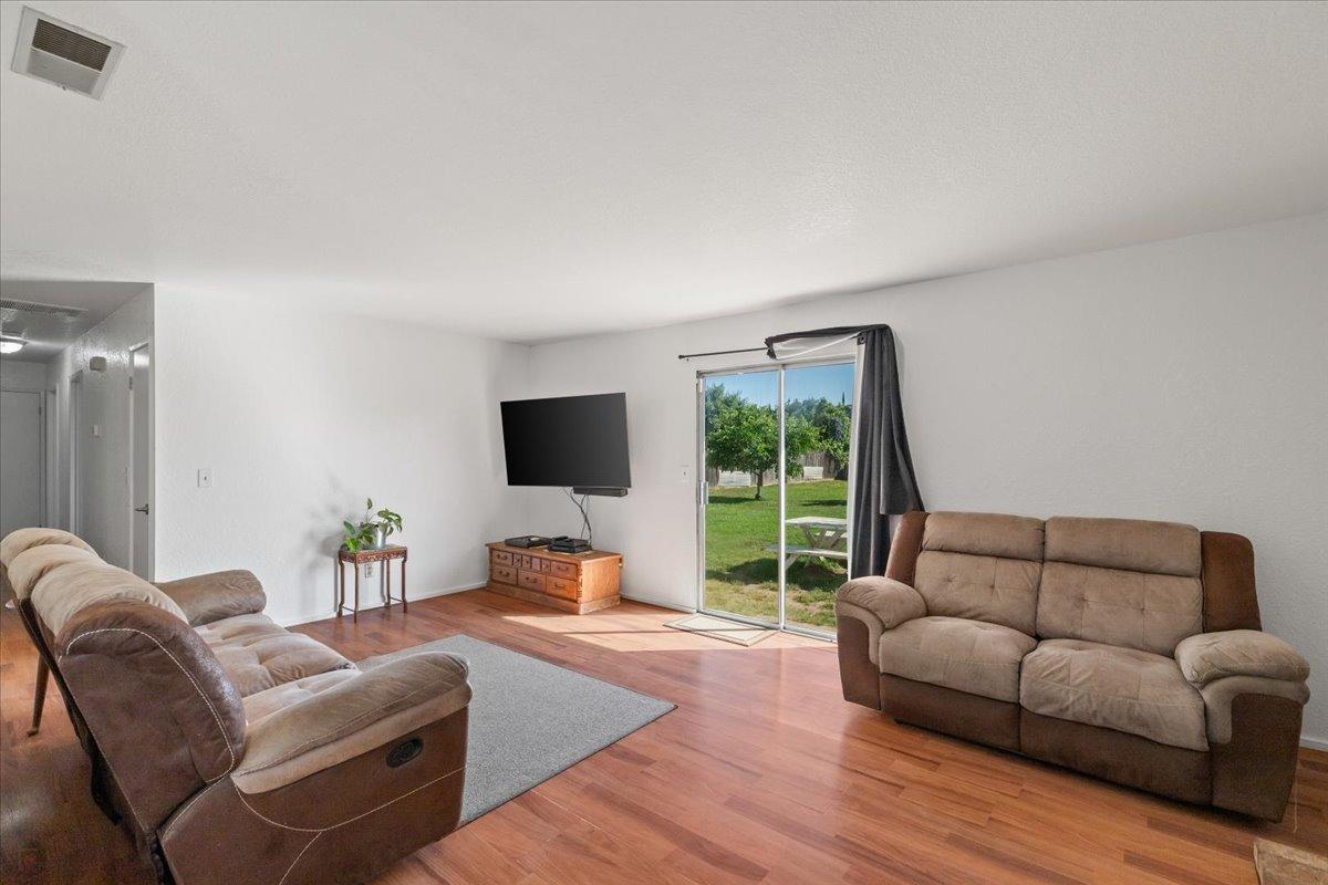 Detail Gallery Image 15 of 37 For 6030 Jackson Ave, Riverbank,  CA 95367 - 3 Beds | 2 Baths