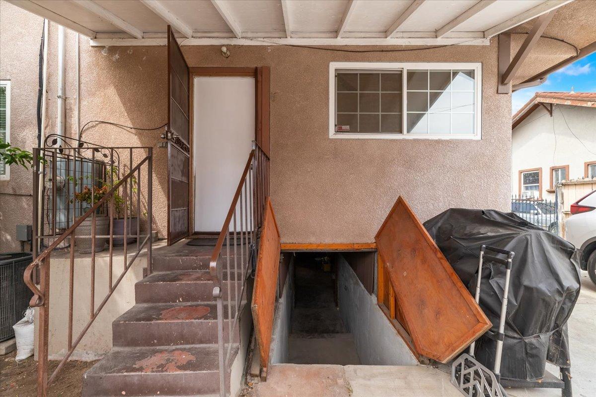 Detail Gallery Image 31 of 35 For 120 W Jackson St, Stockton,  CA 95206 - 3 Beds | 1 Baths