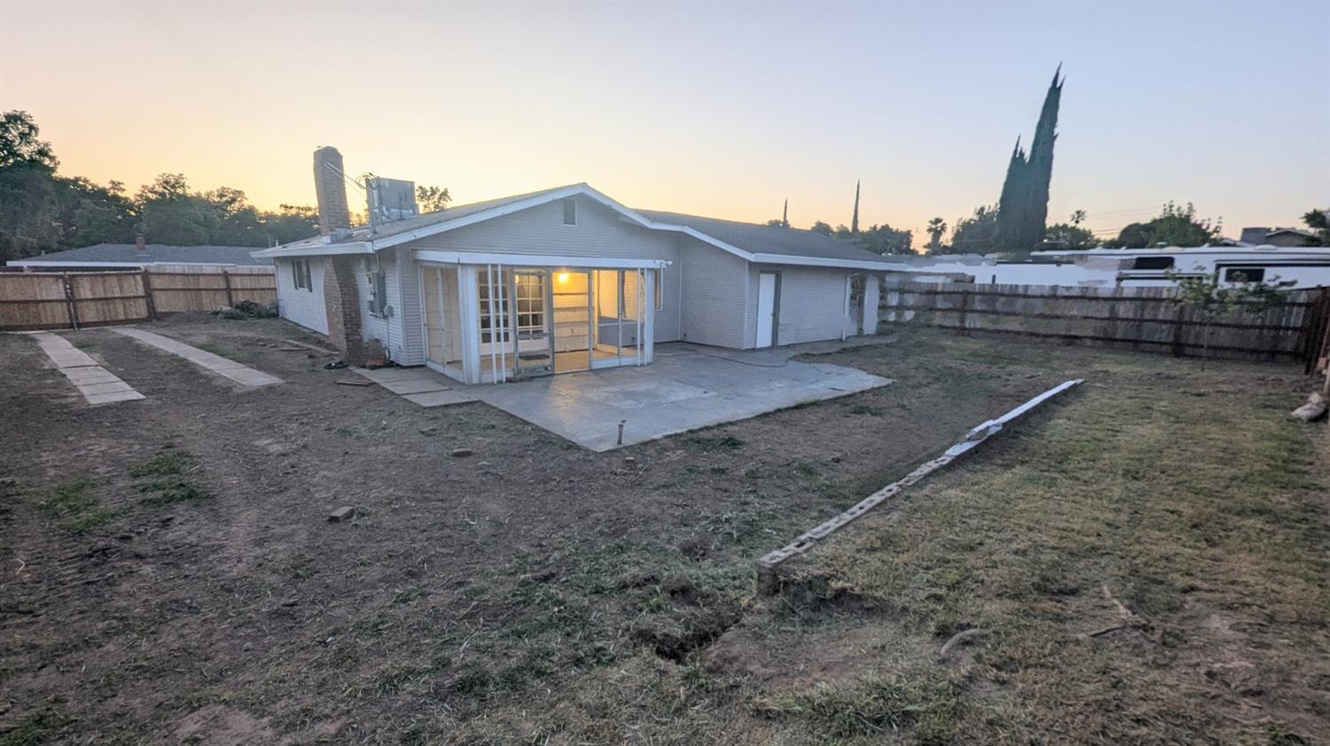 Detail Gallery Image 21 of 30 For 5530 Forestwood Dr, Sacramento,  CA 95842 - 3 Beds | 2 Baths